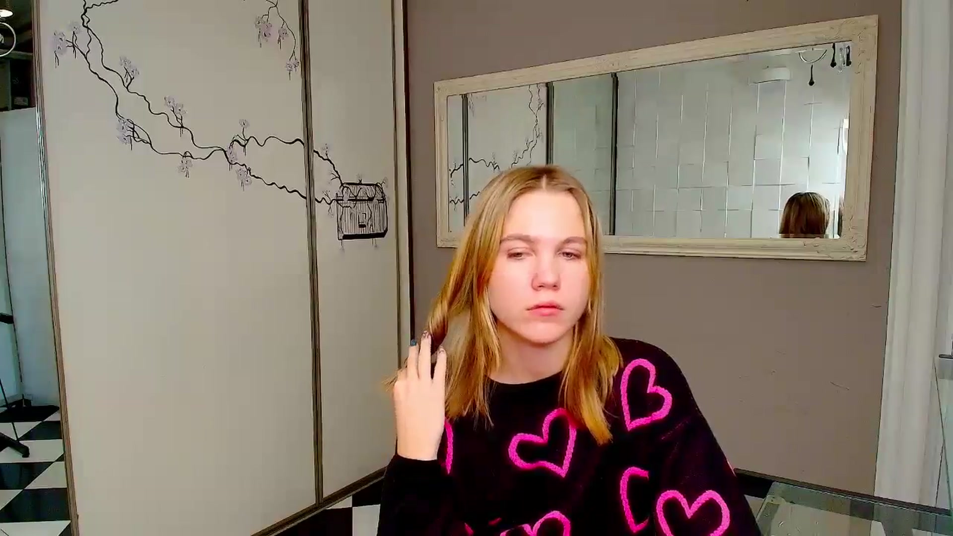 Gallery image thumbnail from Kate_Lewiss's myfreecams stream on, 12/23/2024, 11:05 image 10 of 20