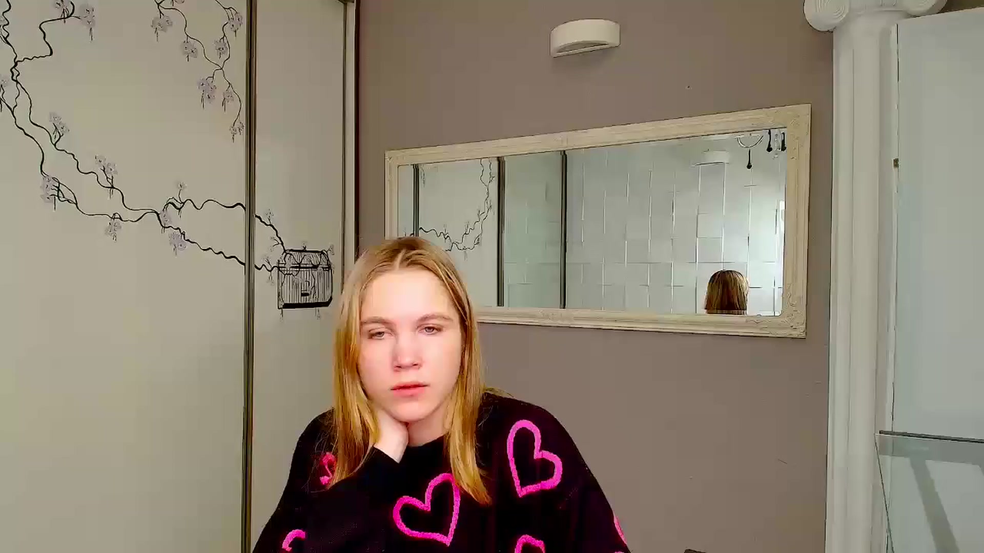Gallery image thumbnail from Kate_Lewiss's myfreecams stream on, 12/23/2024, 11:53 image 8 of 20