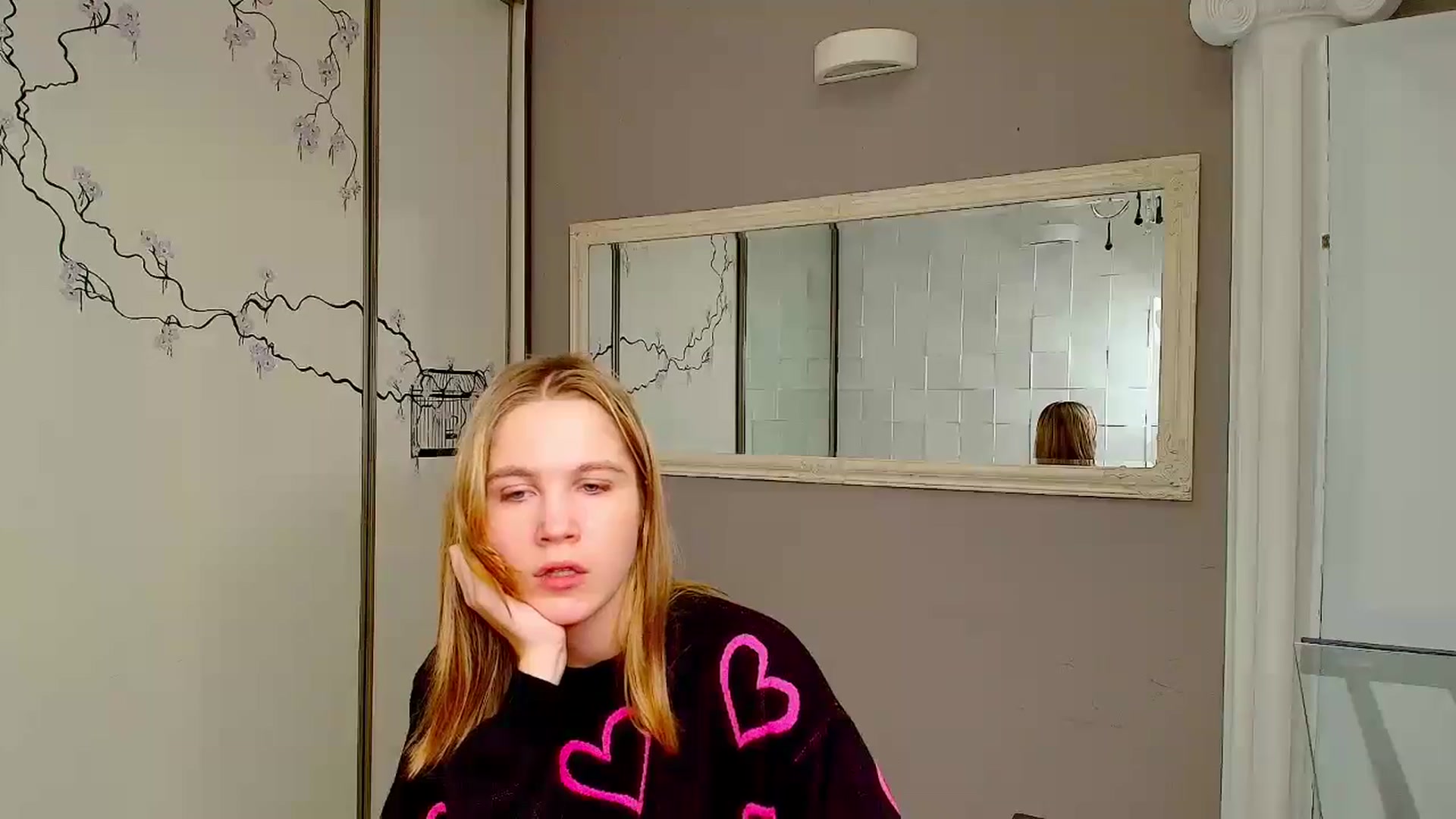 Gallery image thumbnail from Kate_Lewiss's myfreecams stream on, 12/23/2024, 11:53 image 11 of 20