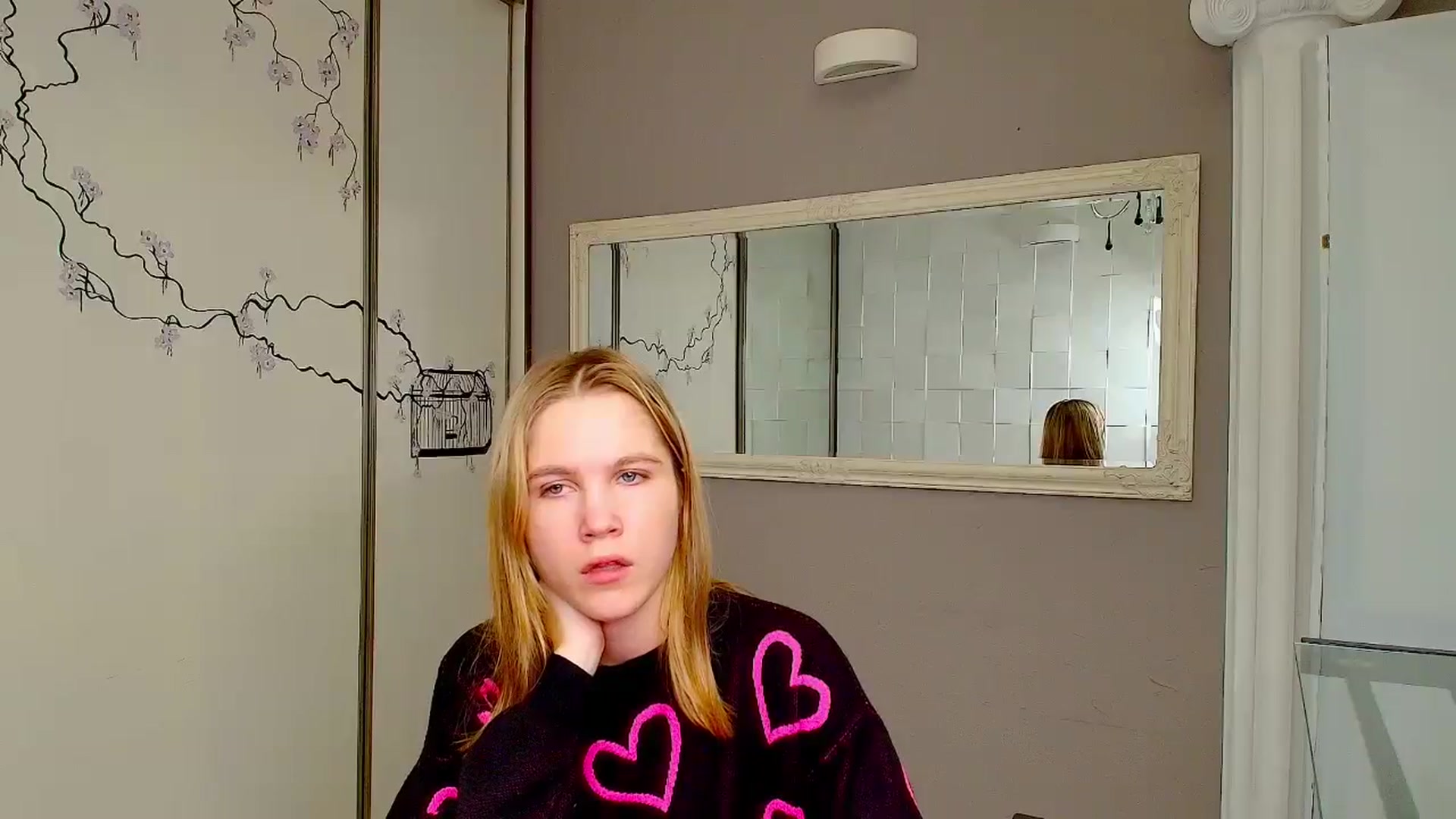Gallery image thumbnail from Kate_Lewiss's myfreecams stream on, 12/23/2024, 11:53 image 6 of 20
