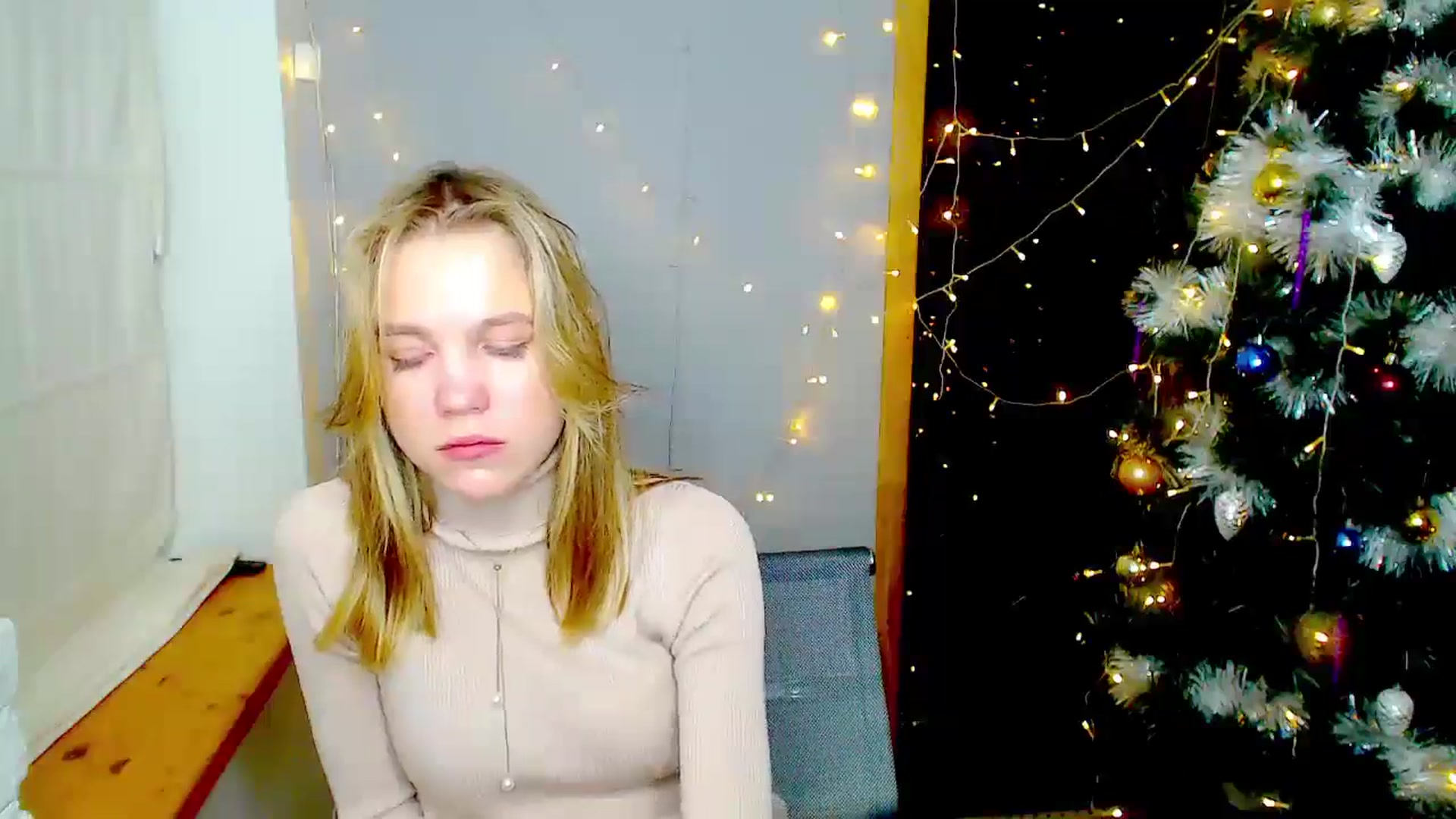 Gallery image thumbnail from Kate_Lewiss's myfreecams stream on, 12/25/2024, 14:10 image 20 of 20