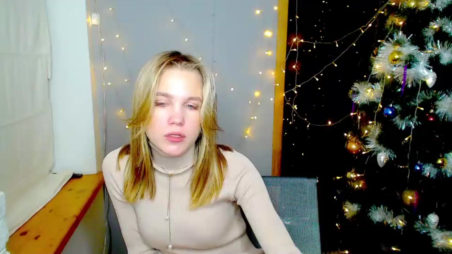 Gallery image thumbnail from Kate_Lewiss's myfreecams stream on, 12/25/2024, 15:29 image 6 of 20