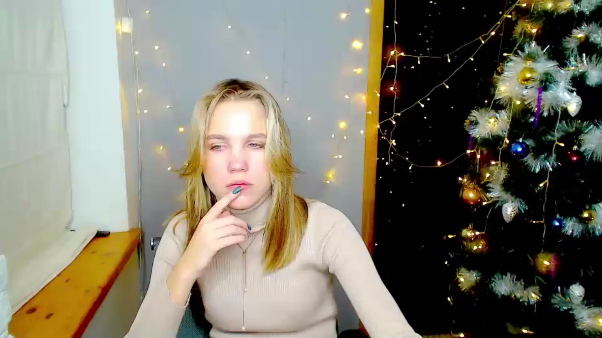 Gallery image thumbnail from Kate_Lewiss's myfreecams stream on, 12/25/2024, 16:33 image 1 of 20