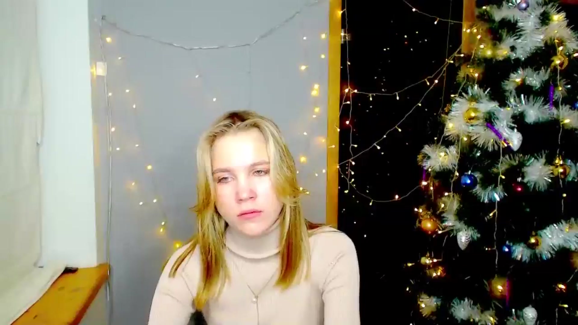 Gallery image thumbnail from Kate_Lewiss's myfreecams stream on, 12/25/2024, 17:50 image 10 of 20