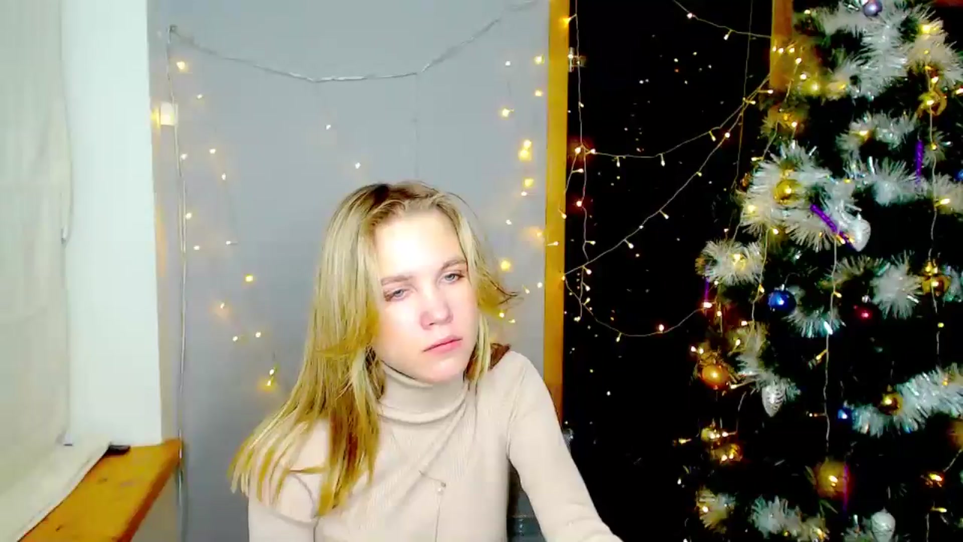 Gallery image thumbnail from Kate_Lewiss's myfreecams stream on, 12/25/2024, 18:03 image 9 of 20