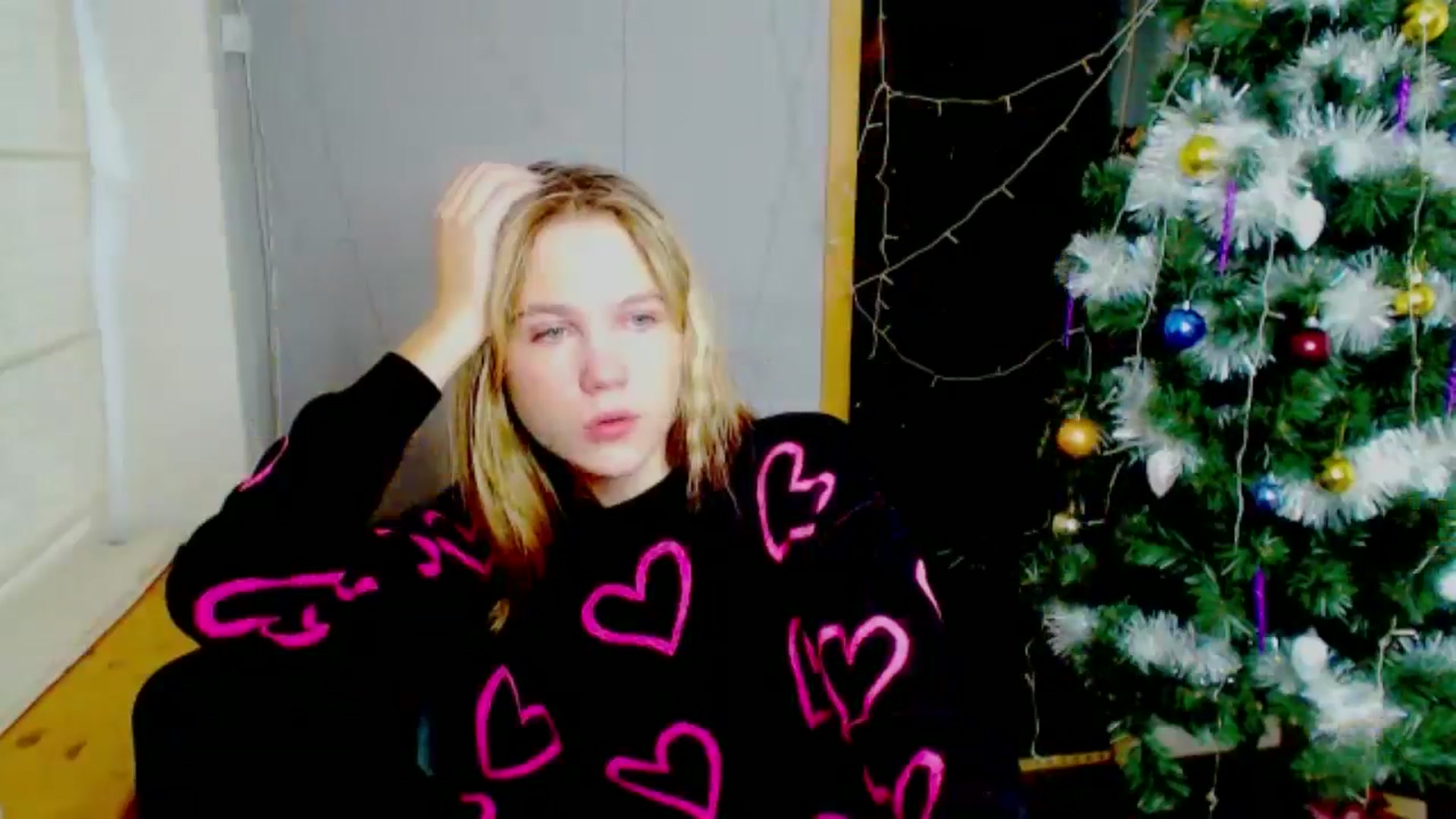Gallery image thumbnail from Kate_Lewiss's myfreecams stream on, 12/27/2024, 10:21 image 6 of 20