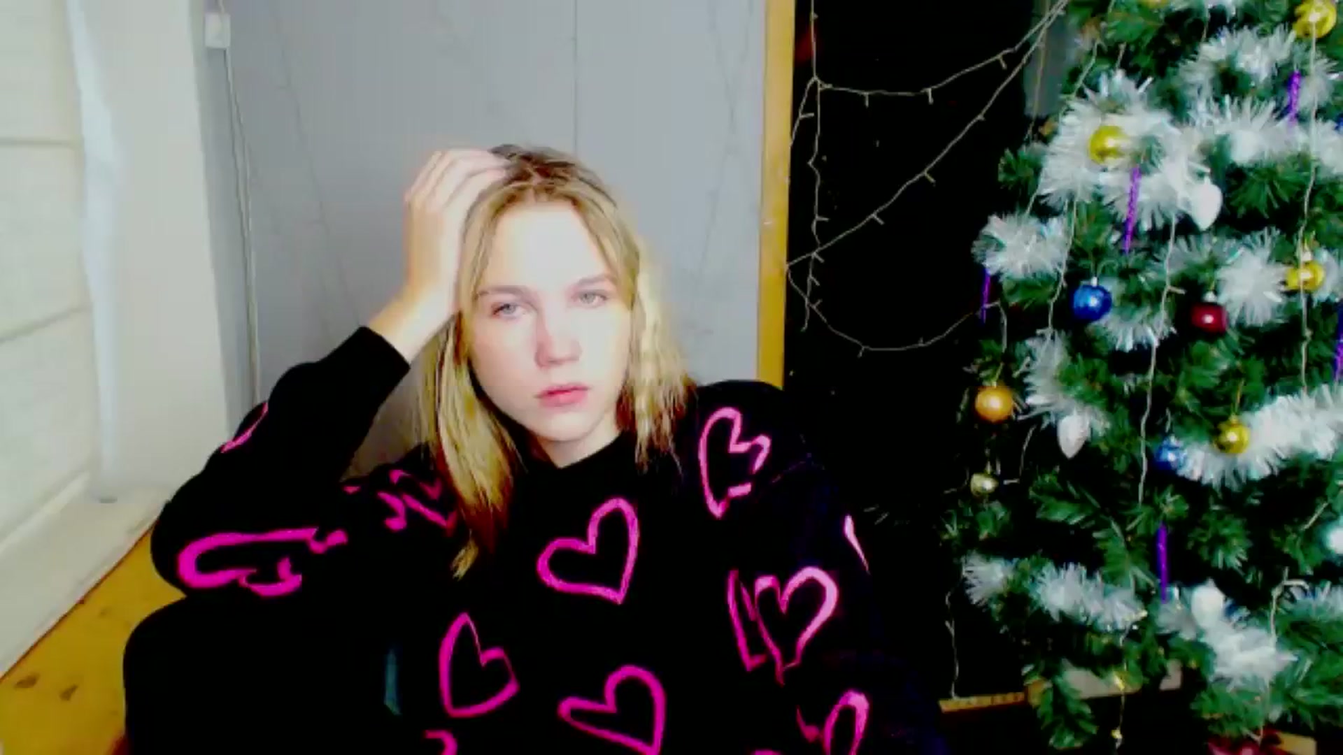 Gallery image thumbnail from Kate_Lewiss's myfreecams stream on, 12/27/2024, 10:21 image 5 of 20