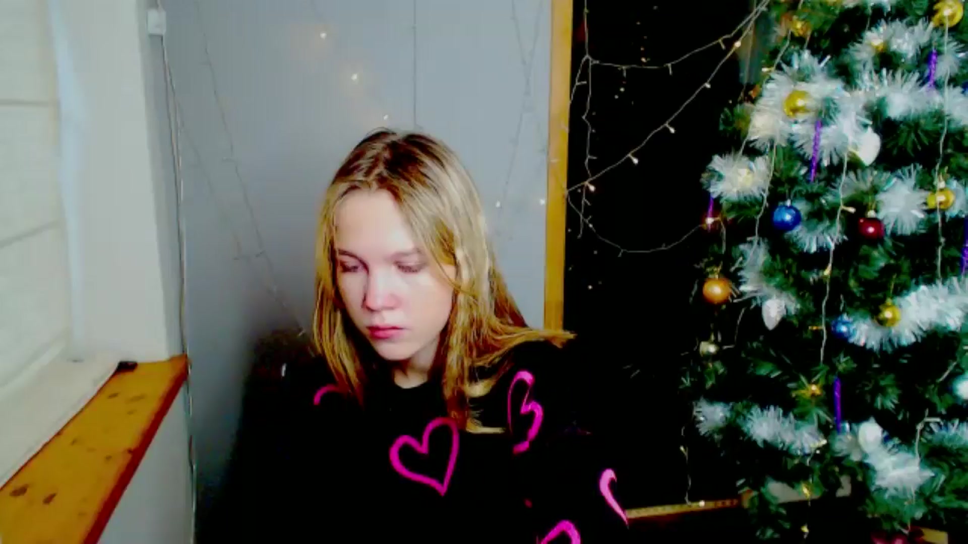 Gallery image thumbnail from Kate_Lewiss's myfreecams stream on, 12/27/2024, 11:19 image 6 of 20