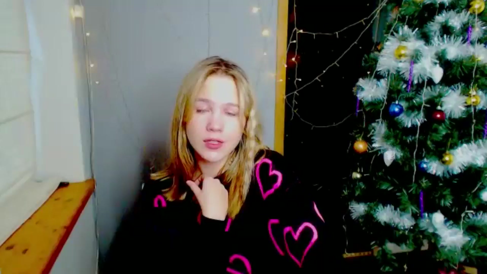 Gallery image thumbnail from Kate_Lewiss's myfreecams stream on, 12/27/2024, 11:19 image 1 of 20