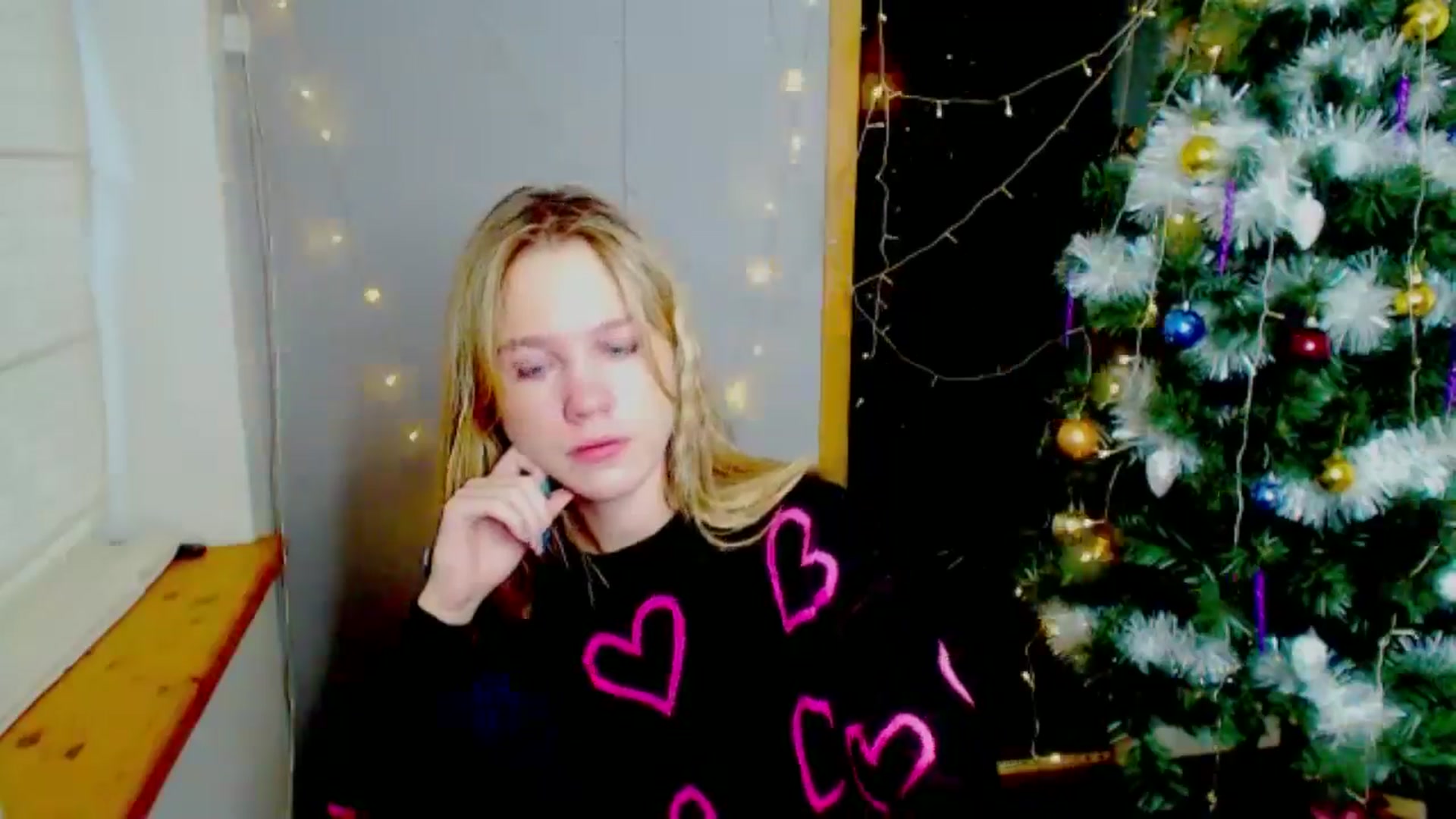 Gallery image thumbnail from Kate_Lewiss's myfreecams stream on, 12/27/2024, 11:19 image 2 of 20