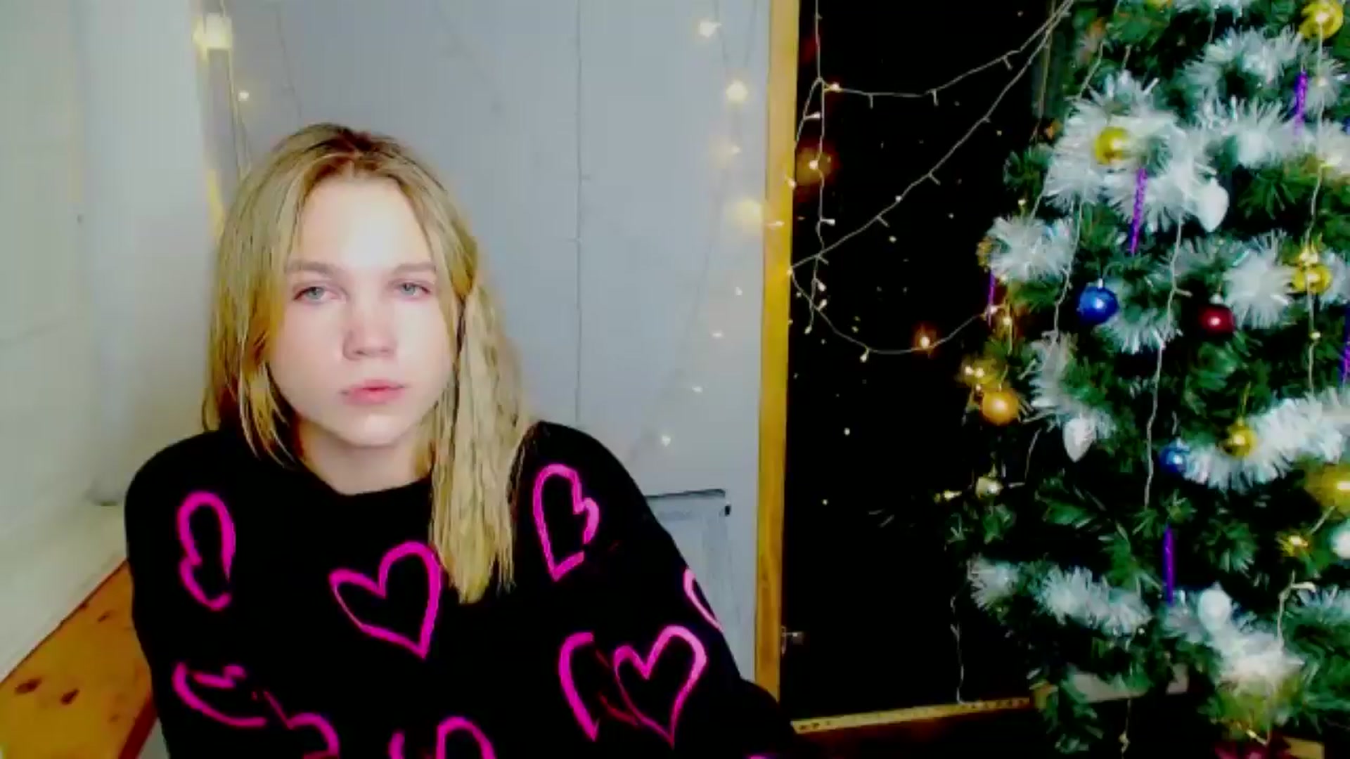 Gallery image thumbnail from Kate_Lewiss's myfreecams stream on, 12/27/2024, 14:43 image 3 of 20