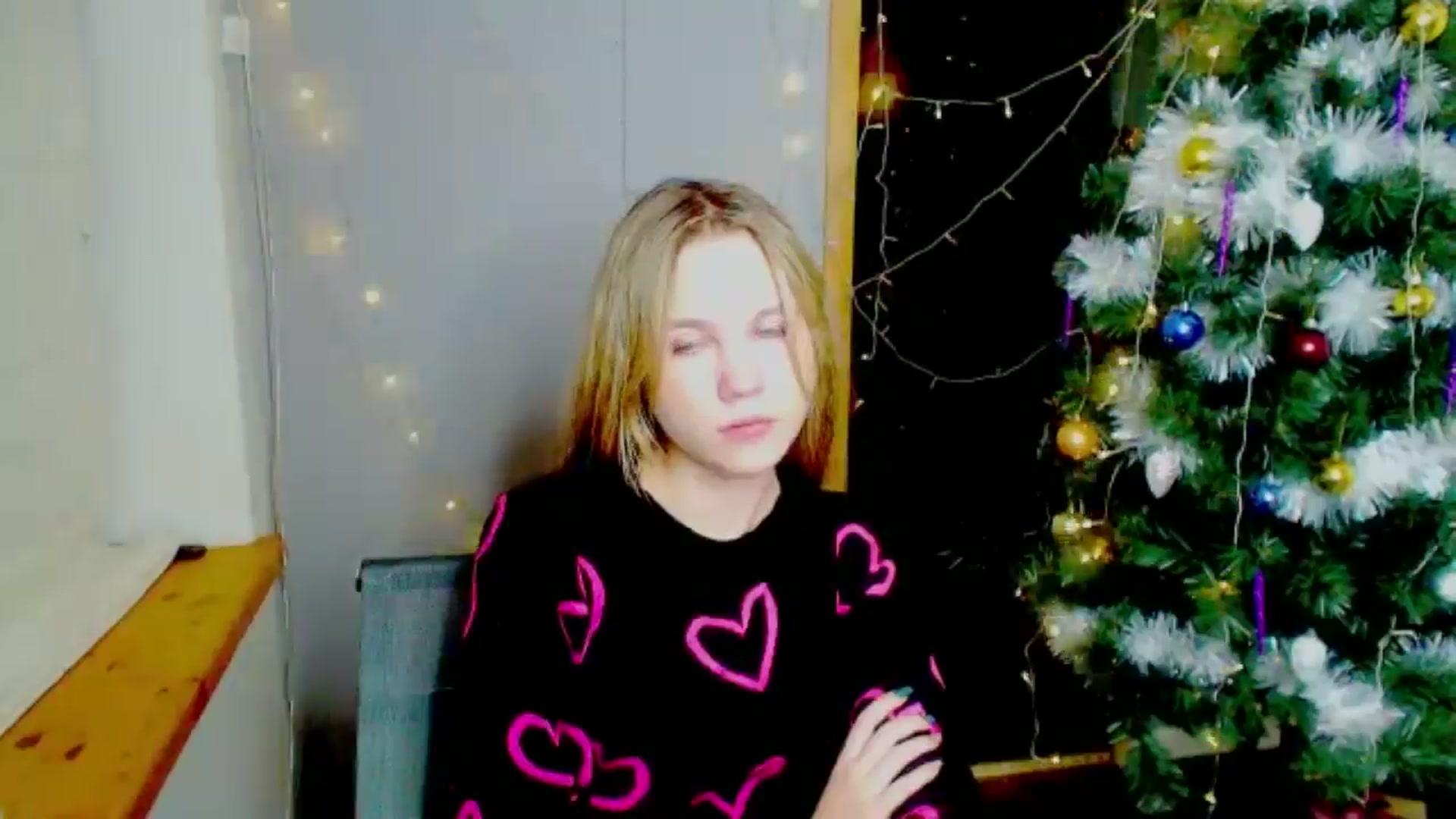 Gallery image thumbnail from Kate_Lewiss's myfreecams stream on, 12/27/2024, 14:43 image 13 of 20