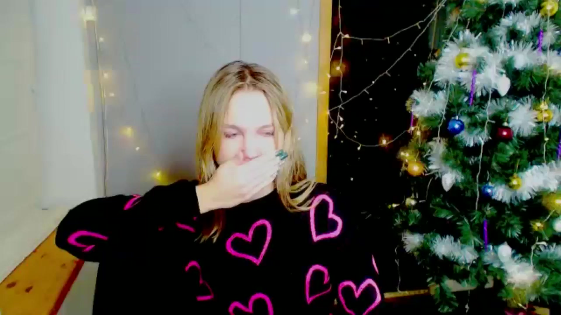 Gallery image thumbnail from Kate_Lewiss's myfreecams stream on, 12/27/2024, 14:43 image 19 of 20