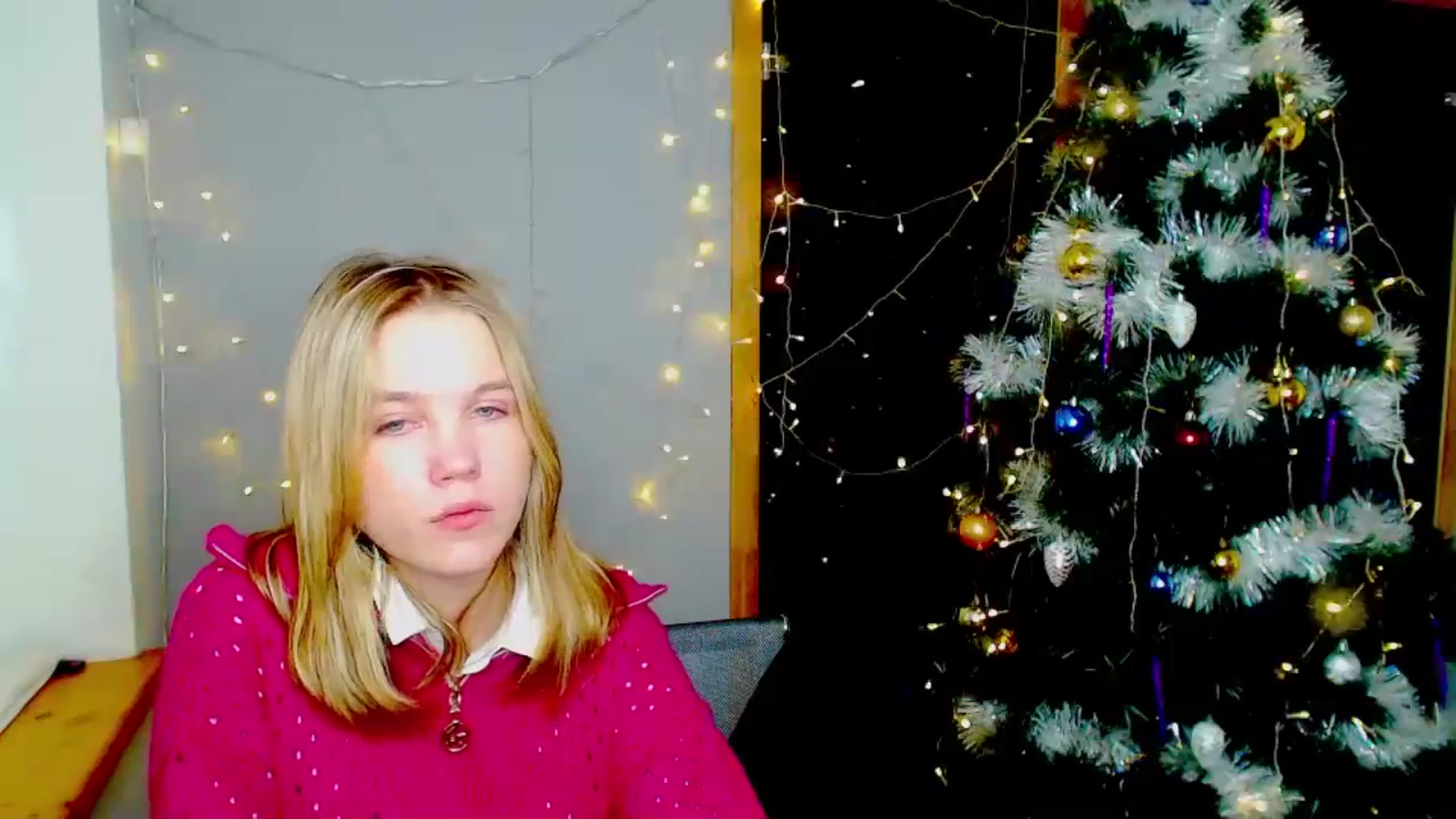 Gallery image thumbnail from Kate_Lewiss's myfreecams stream on, 12/30/2024, 10:13 image 11 of 20