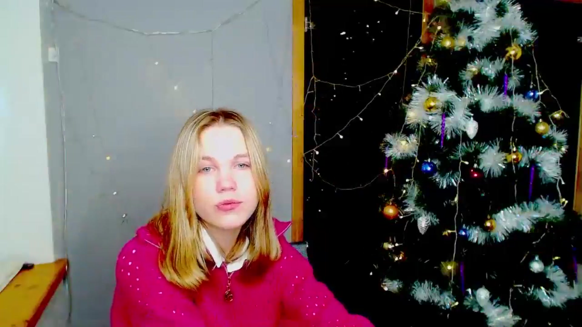 Gallery image thumbnail from Kate_Lewiss's myfreecams stream on, 12/30/2024, 10:13 image 19 of 20