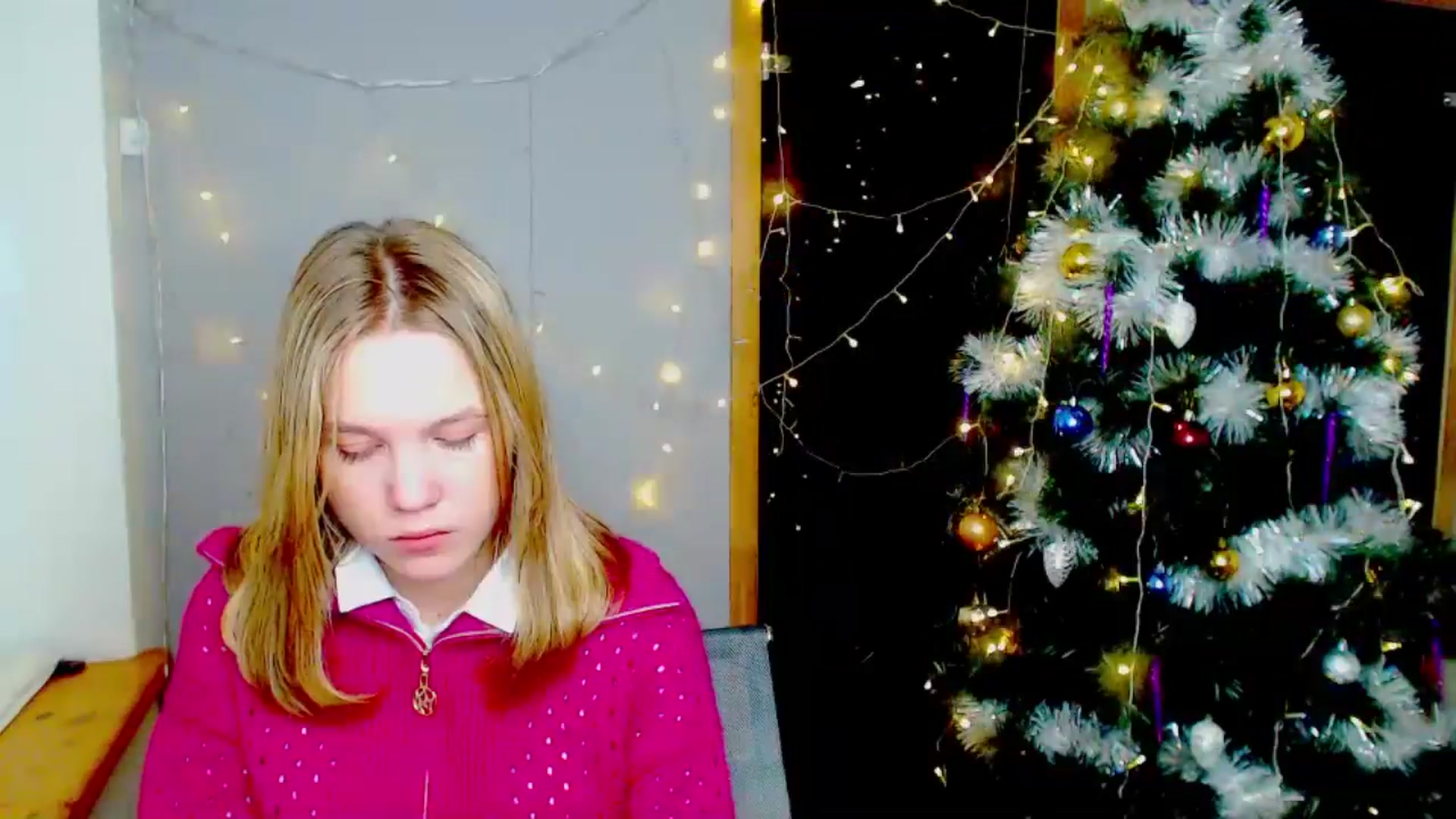 Gallery image thumbnail from Kate_Lewiss's myfreecams stream on, 12/30/2024, 11:19 image 4 of 20