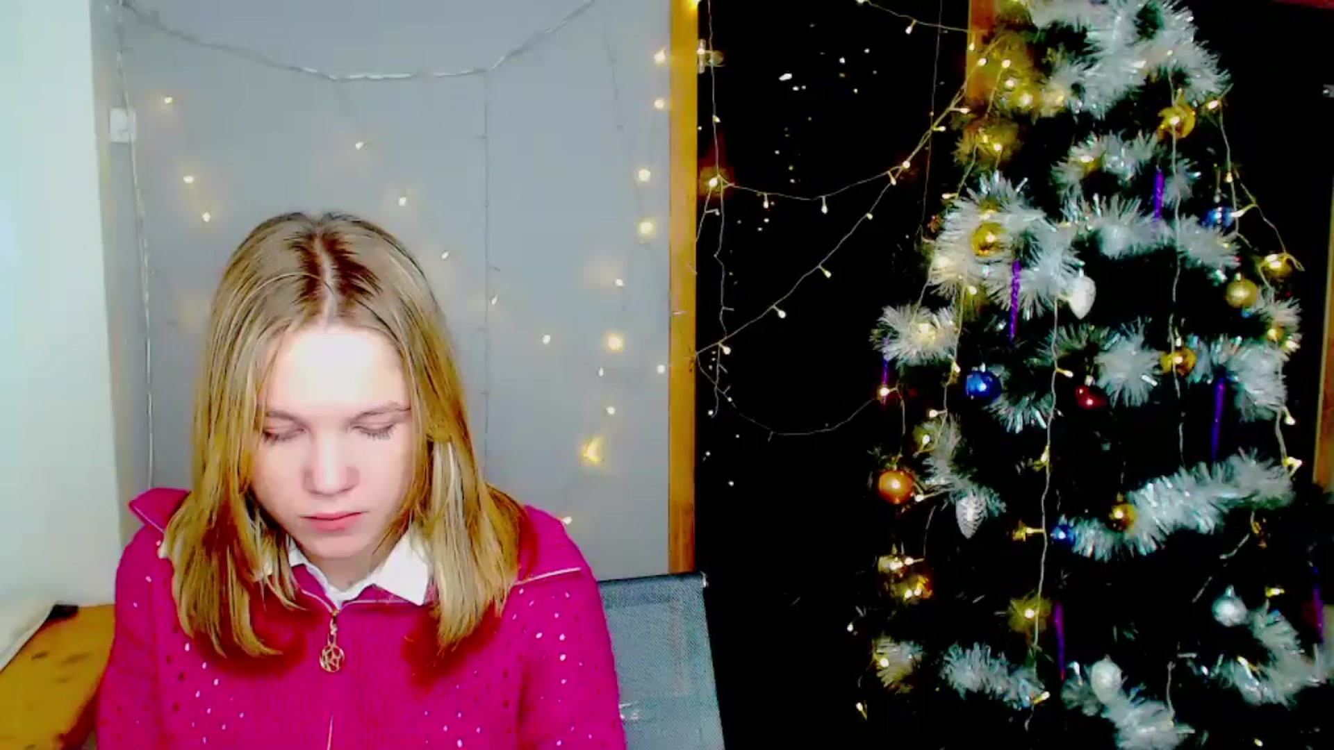 Gallery image thumbnail from Kate_Lewiss's myfreecams stream on, 12/30/2024, 11:19 image 8 of 20