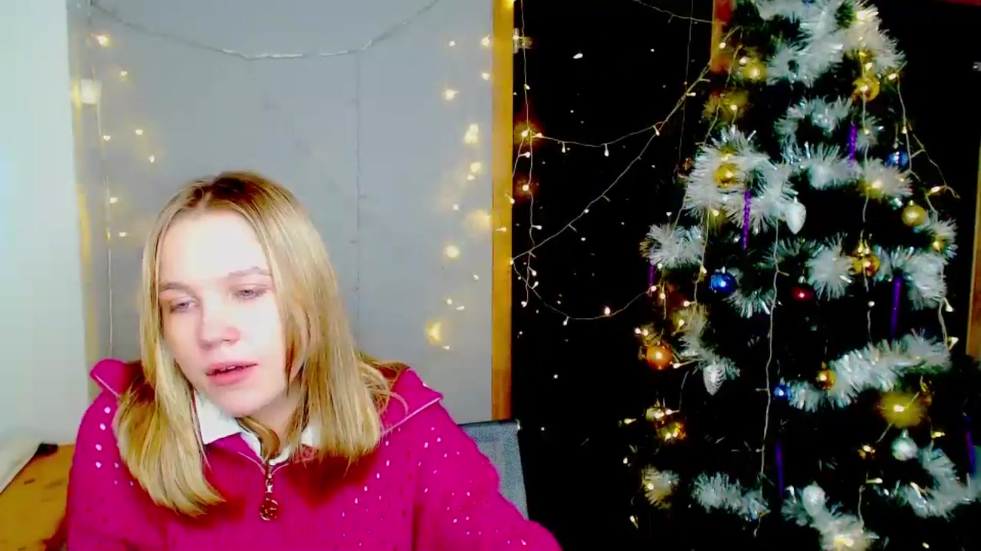 Gallery image thumbnail from Kate_Lewiss's myfreecams stream on, 12/30/2024, 11:19 image 17 of 20