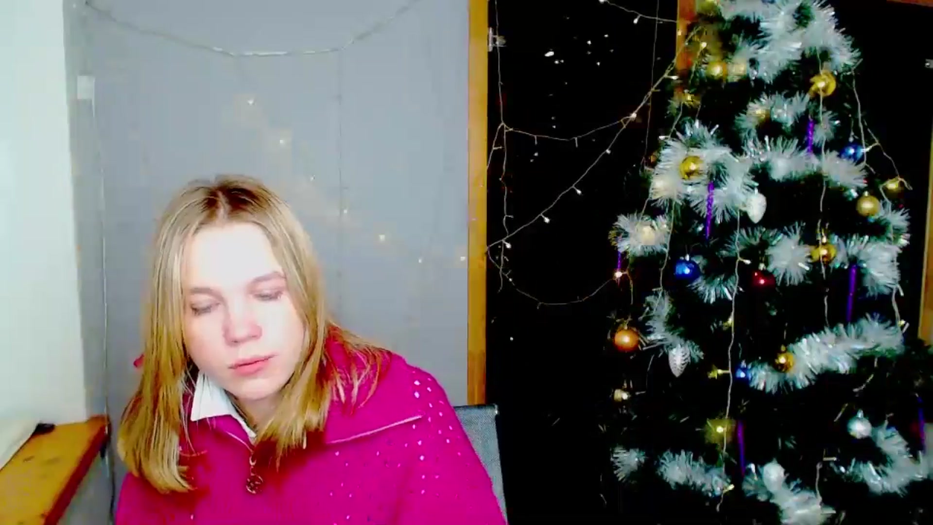 Gallery image thumbnail from Kate_Lewiss's myfreecams stream on, 12/30/2024, 12:04 image 15 of 20