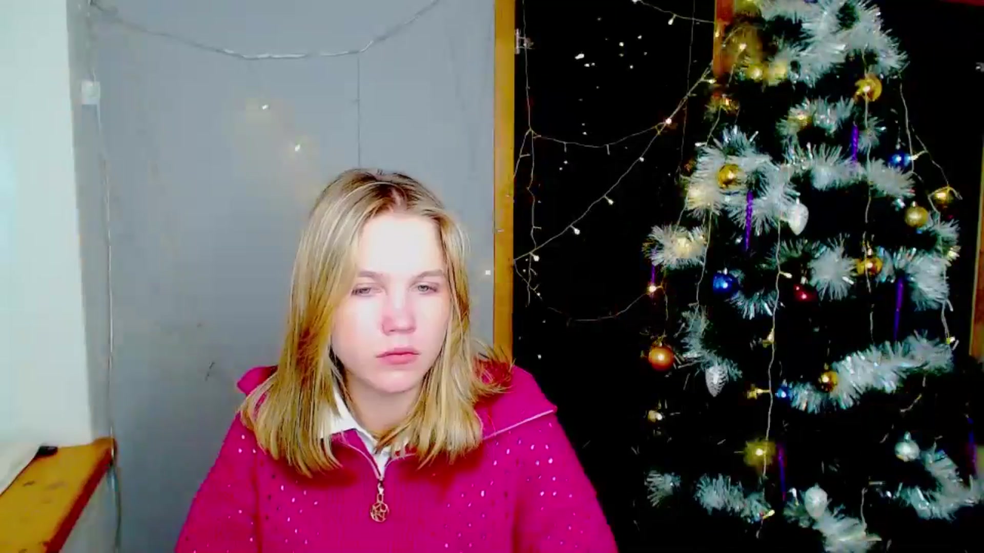 Gallery image thumbnail from Kate_Lewiss's myfreecams stream on, 12/30/2024, 12:04 image 20 of 20