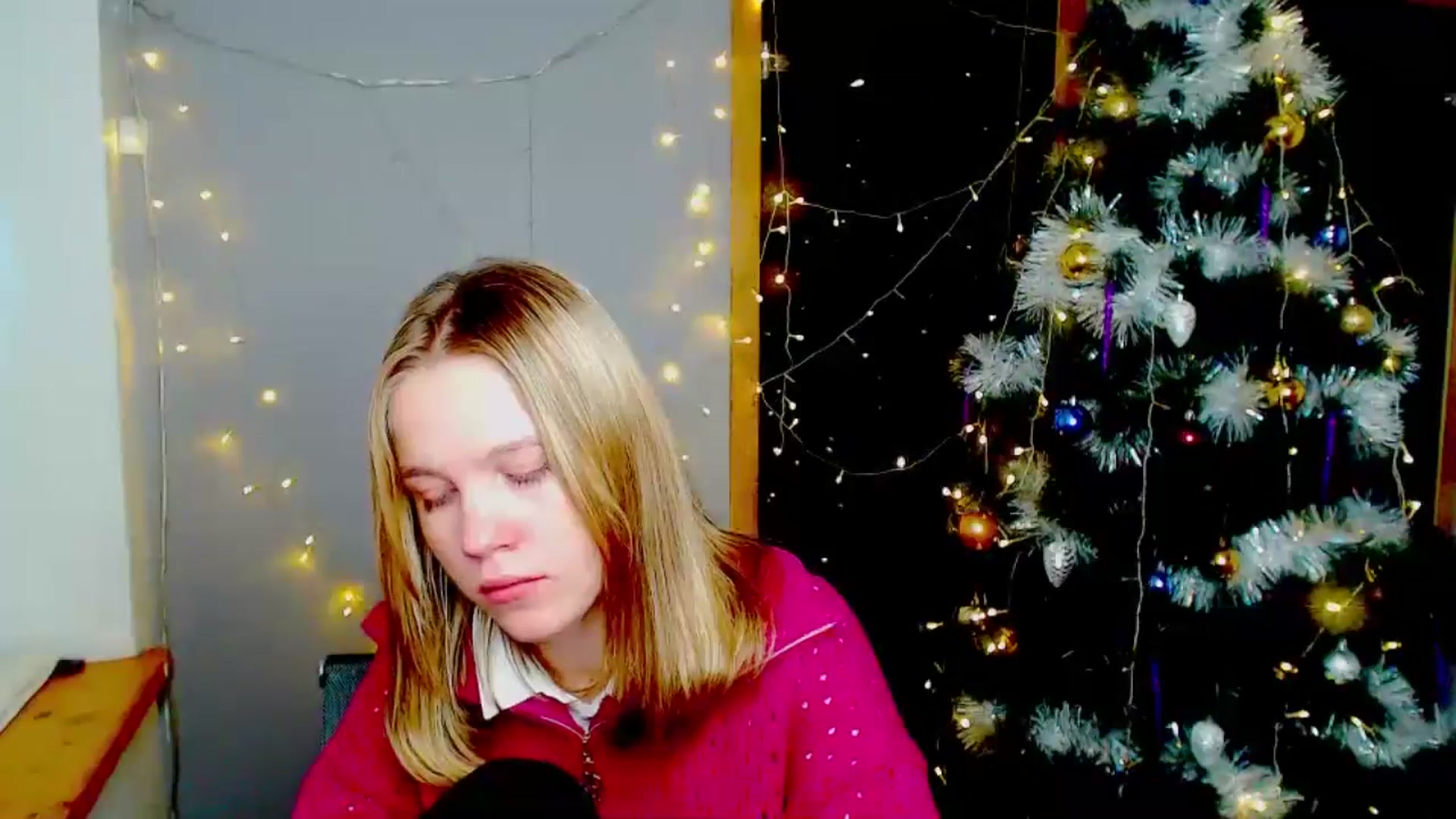 Gallery image thumbnail from Kate_Lewiss's myfreecams stream on, 12/30/2024, 12:04 image 8 of 20