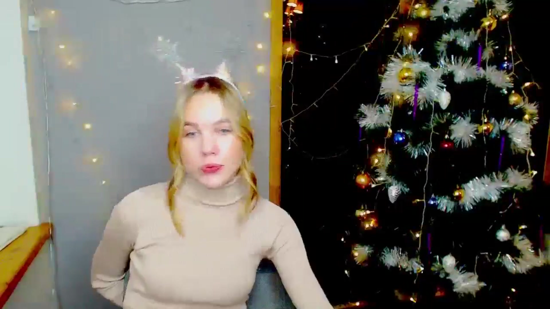 Gallery image thumbnail from Kate_Lewiss's myfreecams stream on, 12/31/2024, 07:50 image 8 of 20