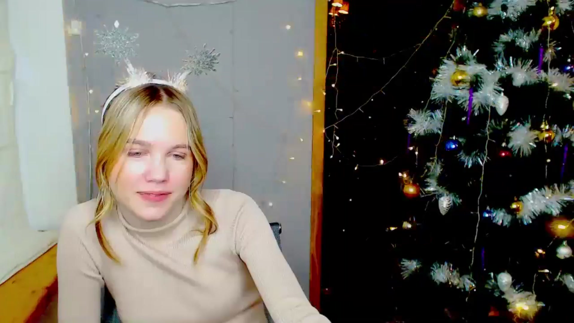 Gallery image thumbnail from Kate_Lewiss's myfreecams stream on, 12/31/2024, 09:20 image 2 of 20