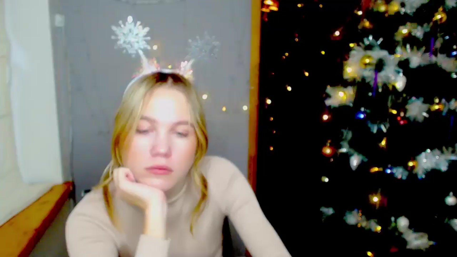 Gallery image thumbnail from Kate_Lewiss's myfreecams stream on, 12/31/2024, 09:20 image 9 of 20