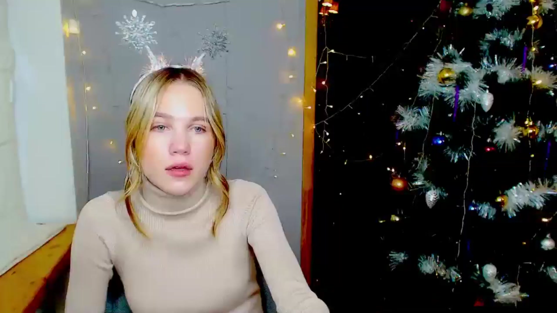 Gallery image thumbnail from Kate_Lewiss's myfreecams stream on, 12/31/2024, 09:20 image 1 of 20