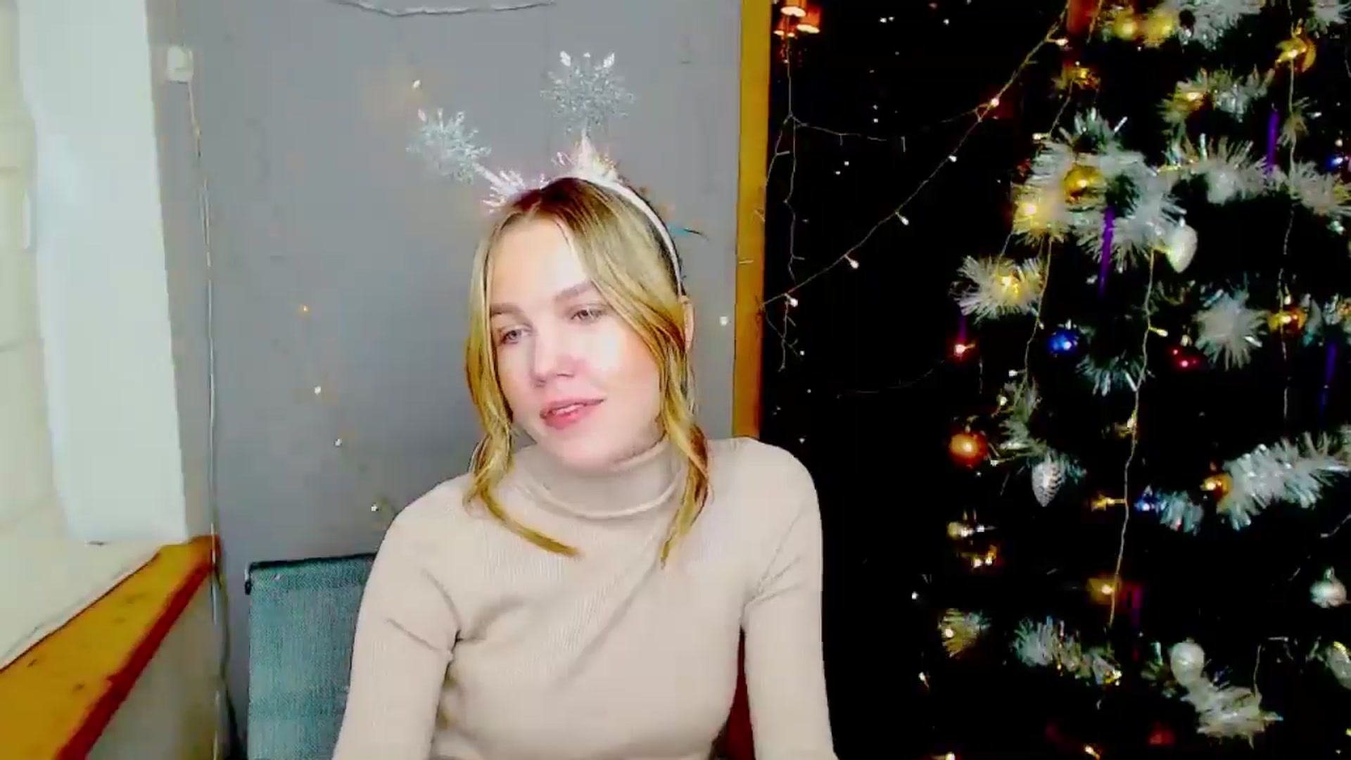 Gallery image thumbnail from Kate_Lewiss's myfreecams stream on, 12/31/2024, 09:20 image 6 of 20