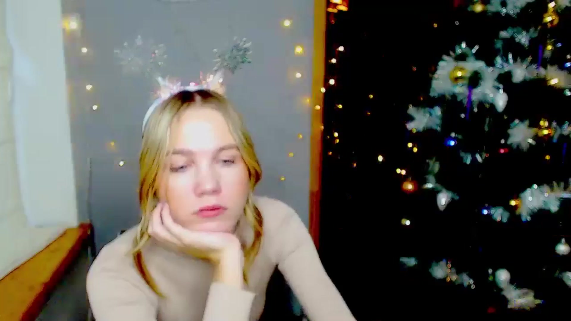 Gallery image thumbnail from Kate_Lewiss's myfreecams stream on, 12/31/2024, 11:19 image 6 of 20