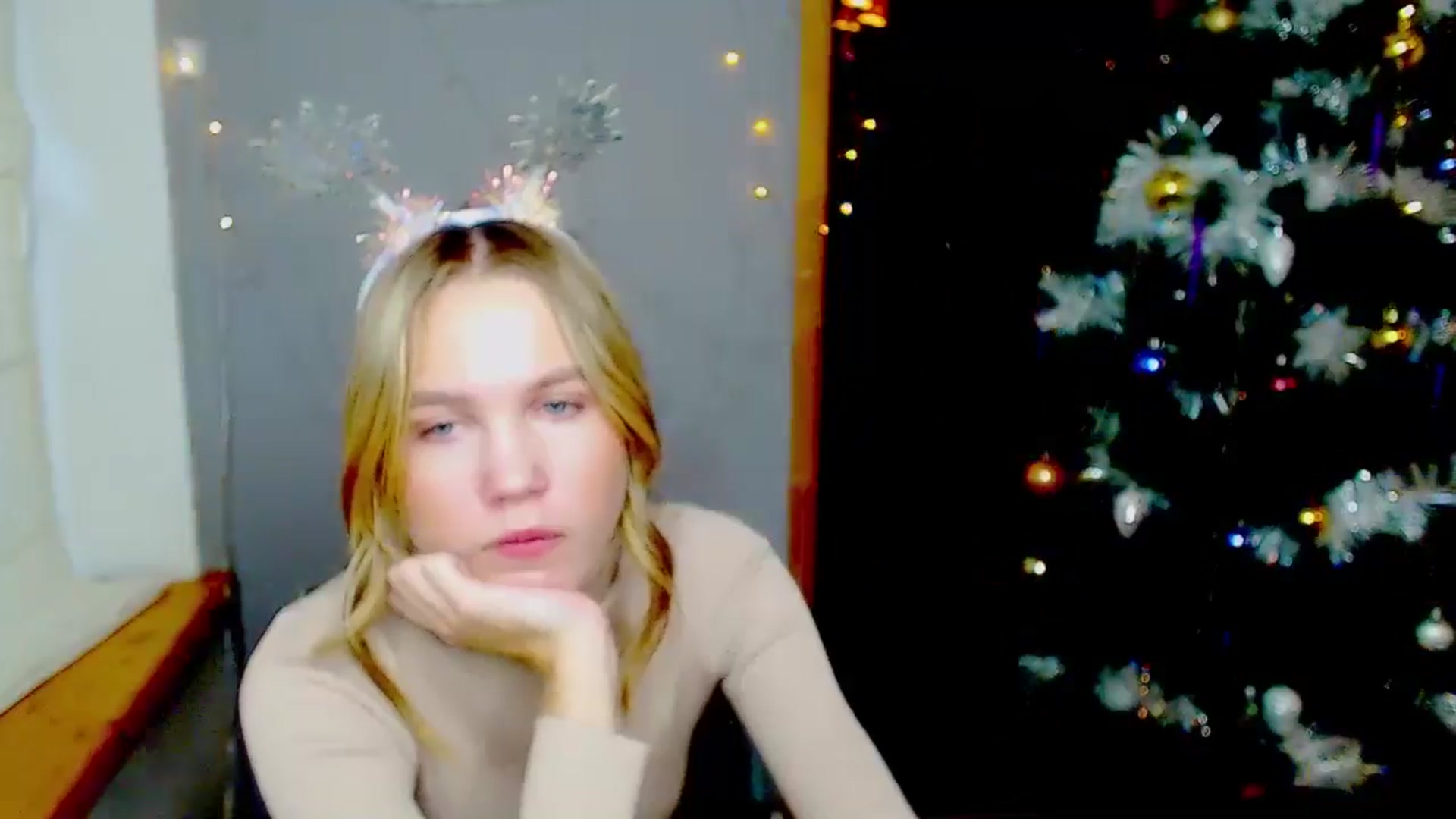 Gallery image thumbnail from Kate_Lewiss's myfreecams stream on, 12/31/2024, 11:19 image 5 of 20