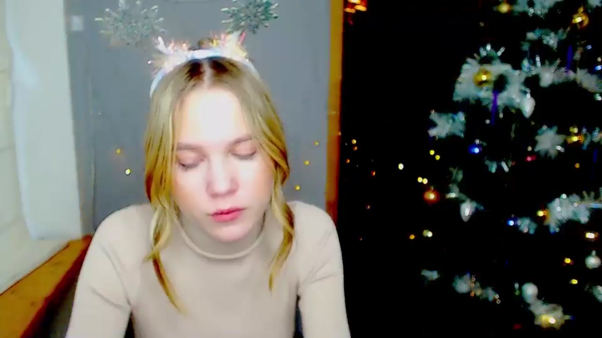 Gallery image thumbnail from Kate_Lewiss's myfreecams stream on, 12/31/2024, 11:19 image 7 of 20