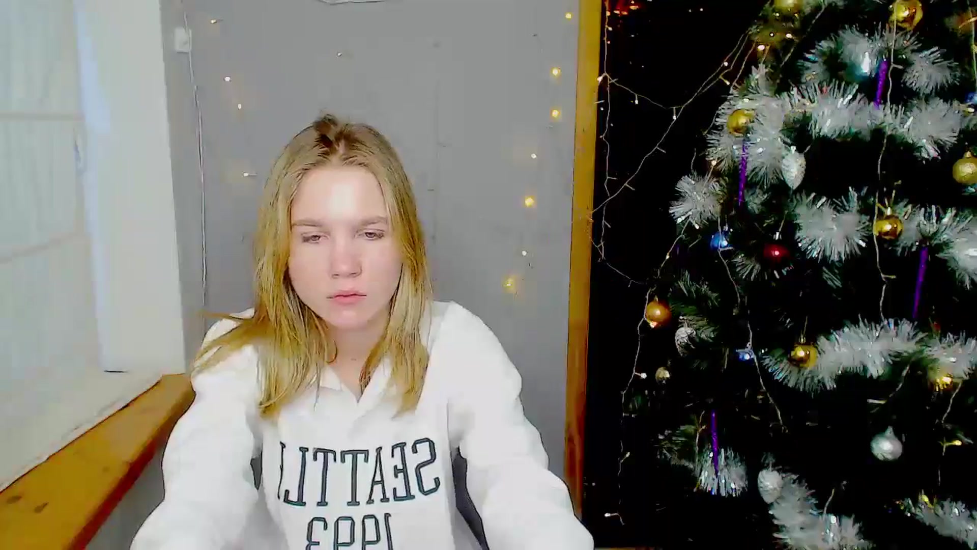 Gallery image thumbnail from Kate_Lewiss's myfreecams stream on, 01/05/2025, 12:04 image 20 of 20
