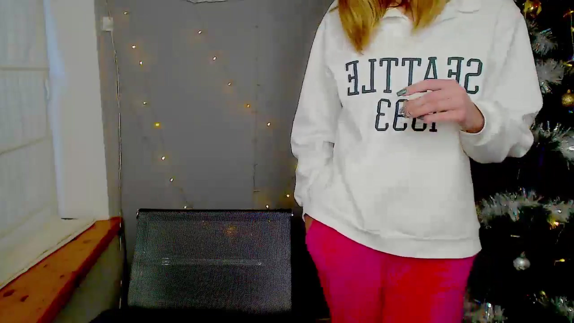 Gallery image thumbnail from Kate_Lewiss's myfreecams stream on, 01/05/2025, 12:04 image 3 of 20
