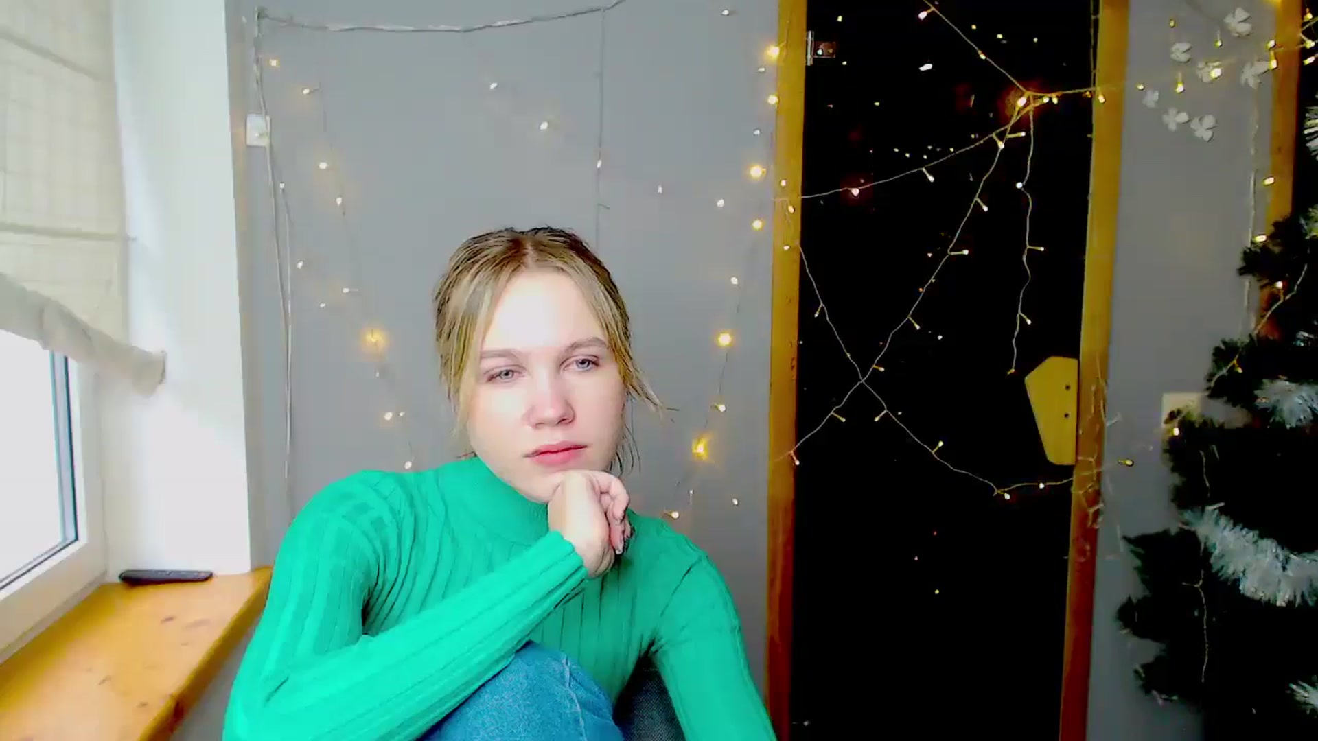 Gallery image thumbnail from Kate_Lewiss's myfreecams stream on, 01/10/2025, 09:47 image 2 of 20