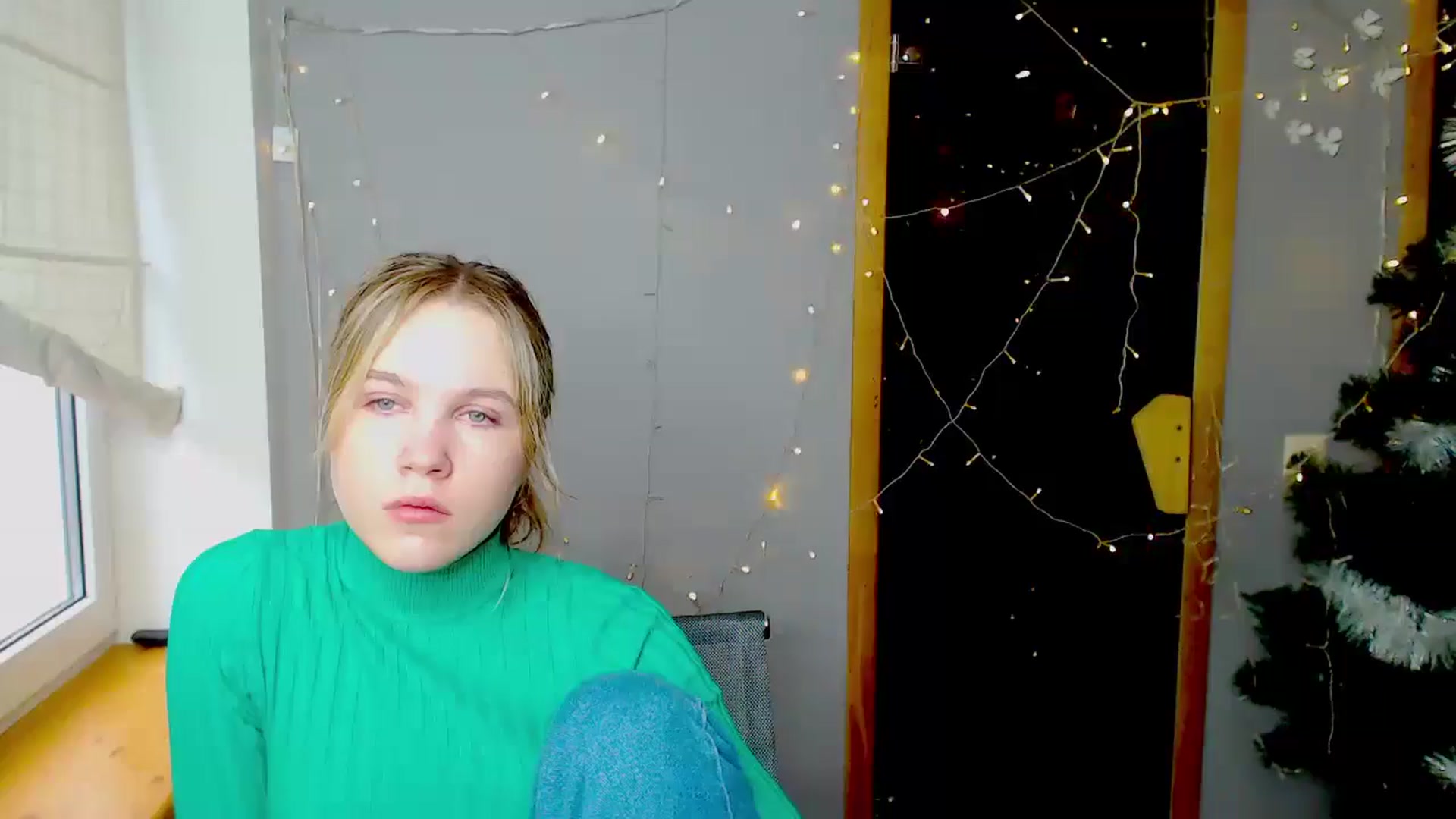 Gallery image thumbnail from Kate_Lewiss's myfreecams stream on, 01/10/2025, 09:47 image 4 of 20