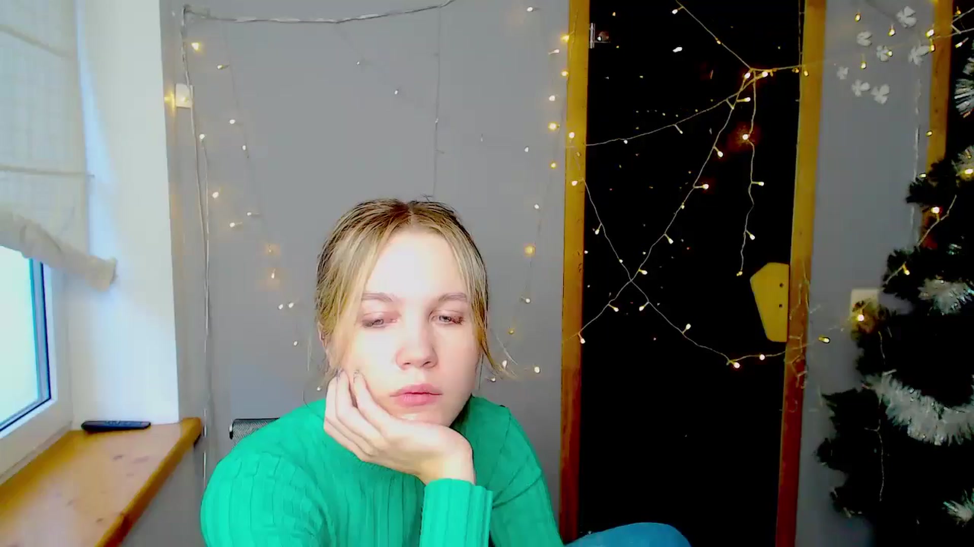 Gallery image thumbnail from Kate_Lewiss's myfreecams stream on, 01/10/2025, 11:53 image 19 of 20