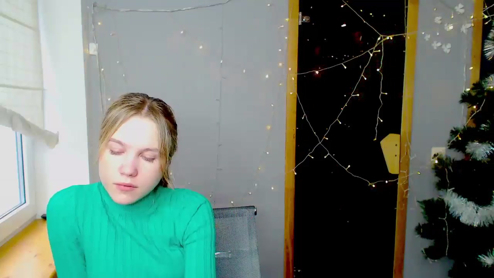 Gallery image thumbnail from Kate_Lewiss's myfreecams stream on, 01/10/2025, 11:53 image 16 of 20