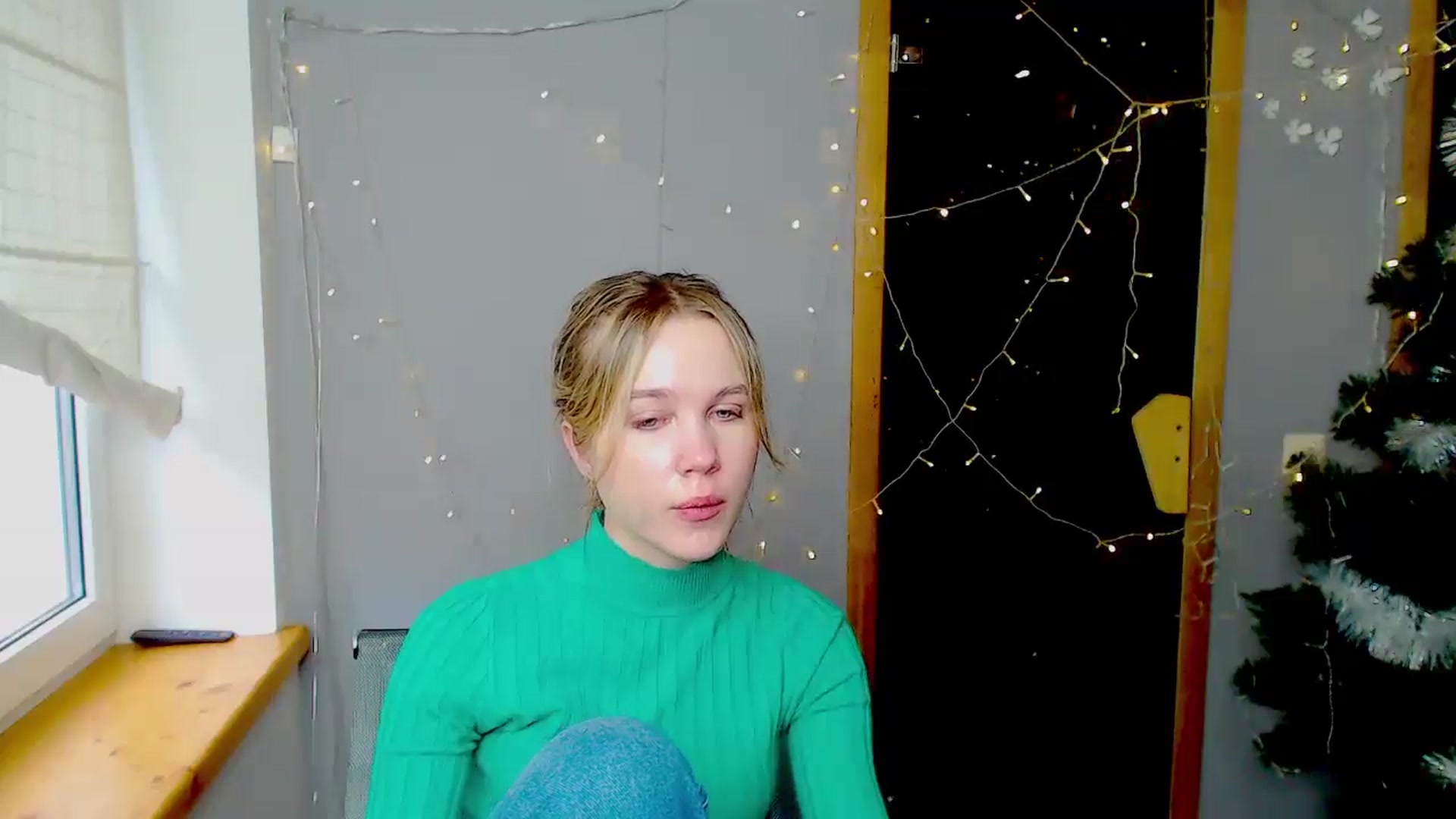 Gallery image thumbnail from Kate_Lewiss's myfreecams stream on, 01/10/2025, 11:53 image 13 of 20