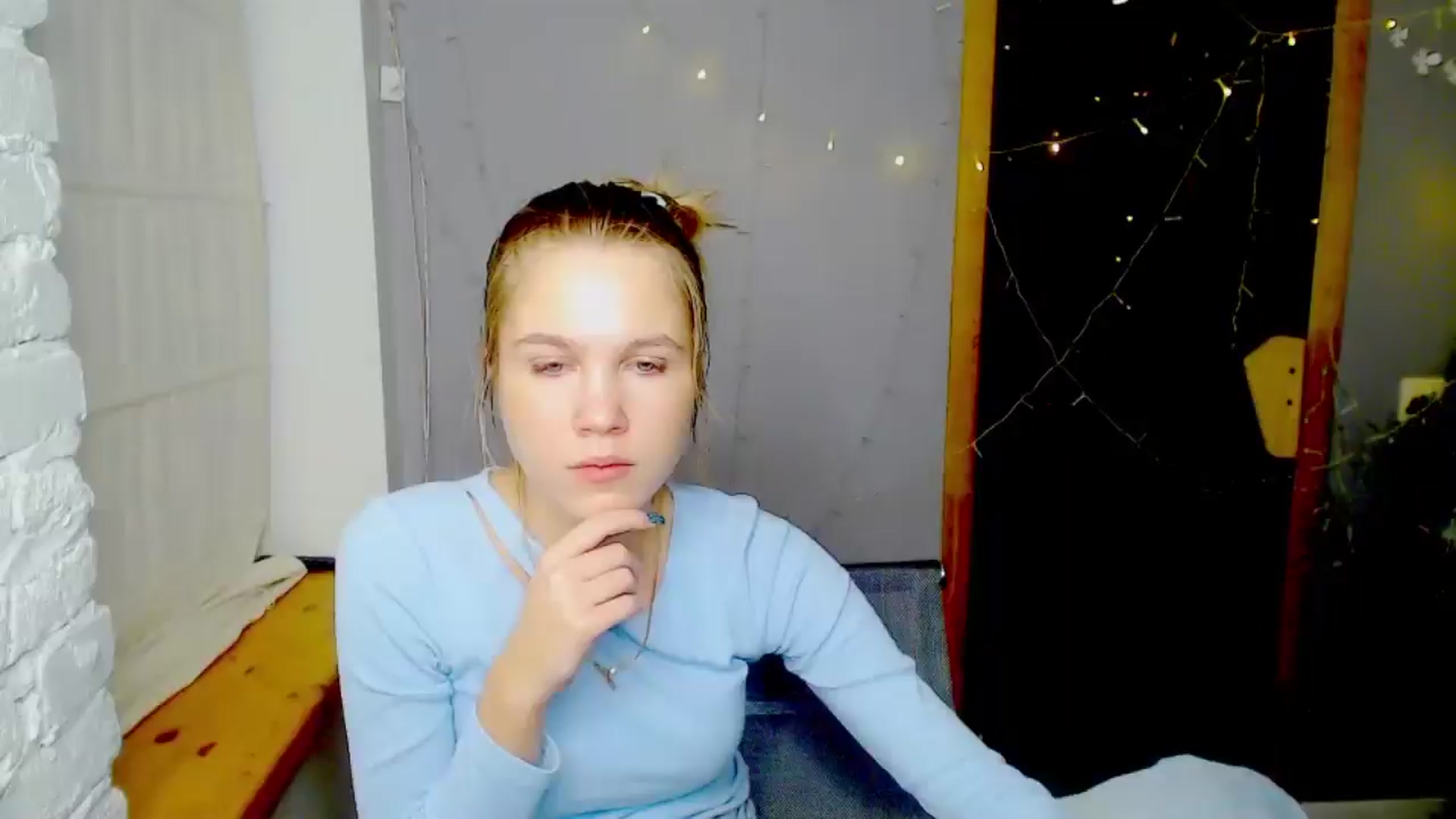 Gallery image thumbnail from Kate_Lewiss's myfreecams stream on, 01/11/2025, 15:25 image 7 of 20