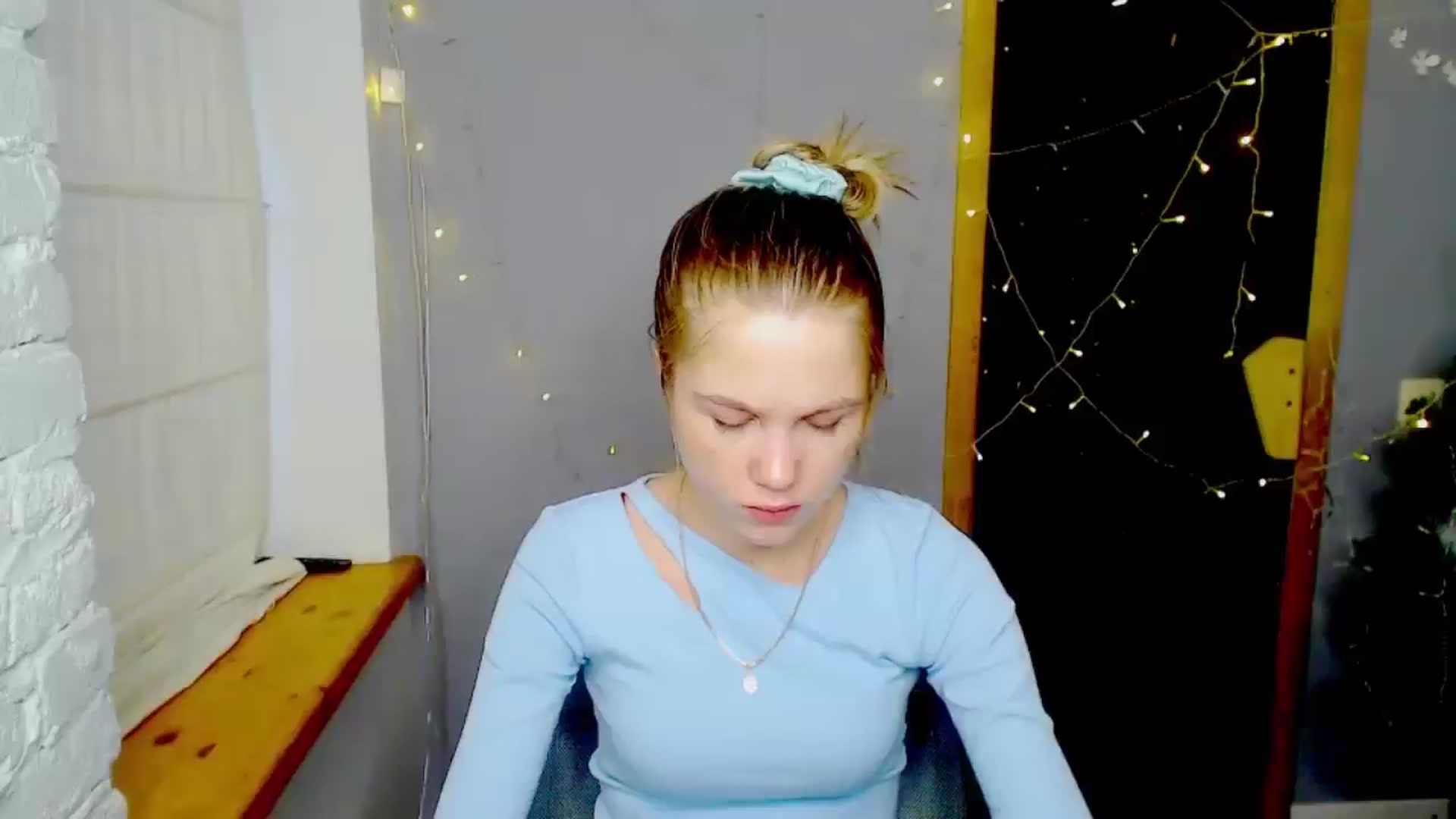 Gallery image thumbnail from Kate_Lewiss's myfreecams stream on, 01/11/2025, 15:25 image 1 of 20