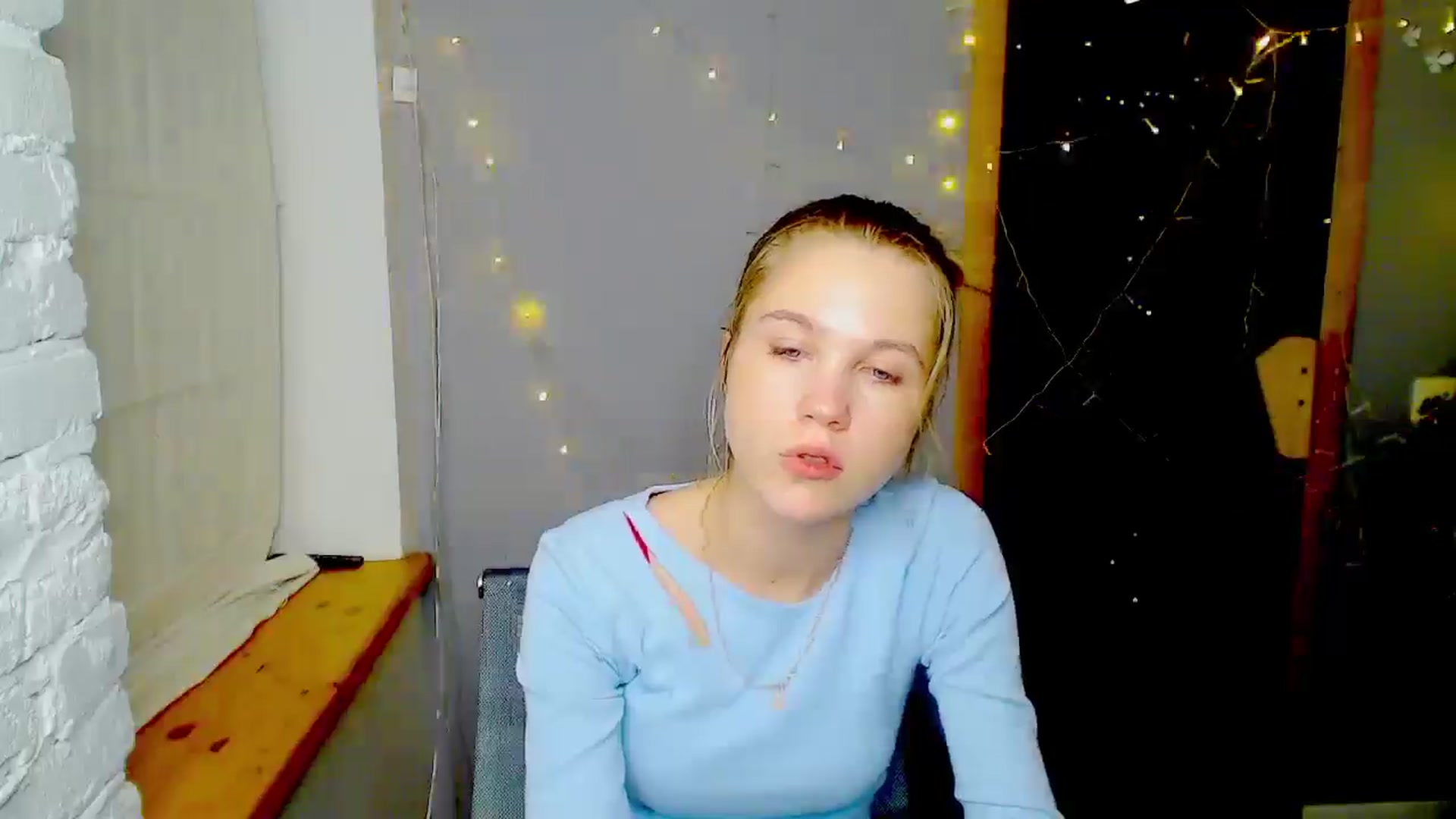 Gallery image thumbnail from Kate_Lewiss's myfreecams stream on, 01/11/2025, 15:25 image 17 of 20