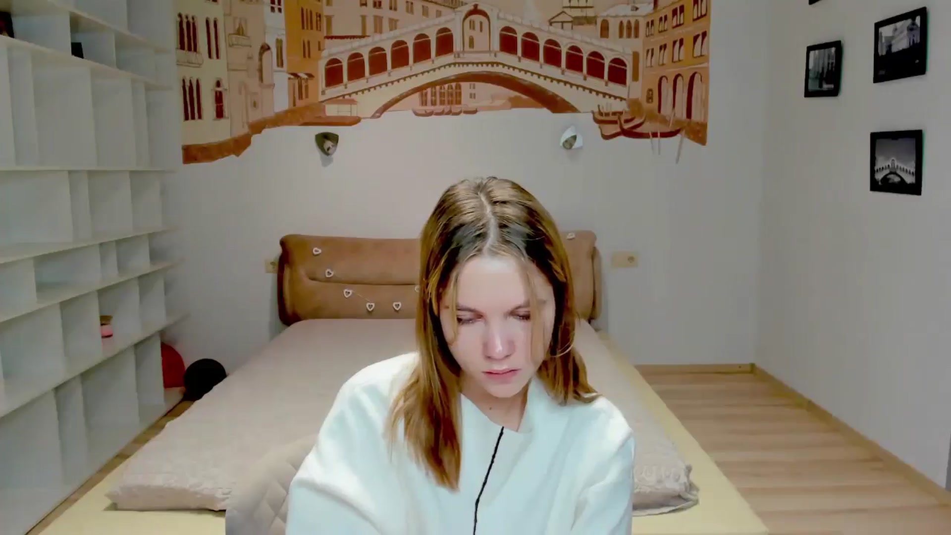 Gallery image thumbnail from Kate_Lewiss's myfreecams stream on, 01/15/2025, 12:02 image 3 of 20