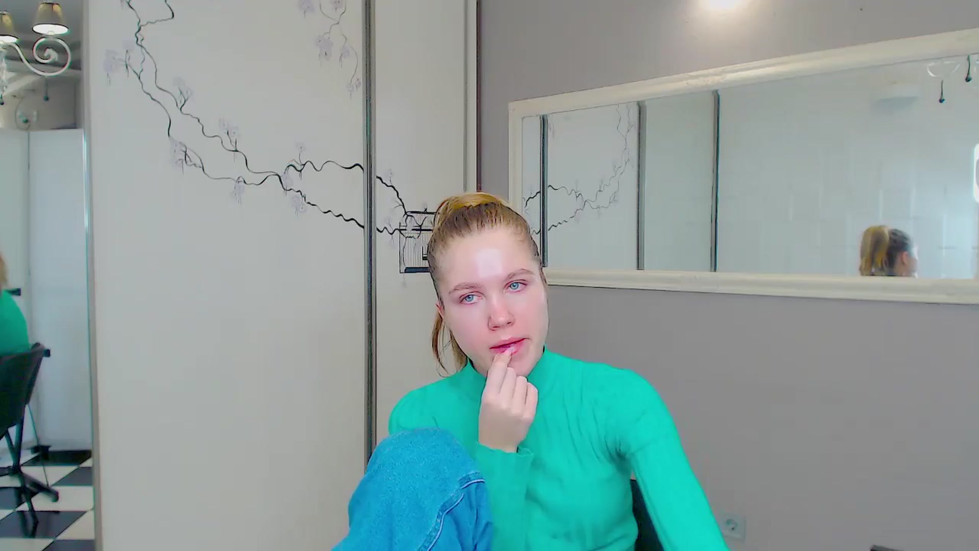 Gallery image thumbnail from Kate_Lewiss's myfreecams stream on, 01/30/2025, 12:03 image 1 of 20