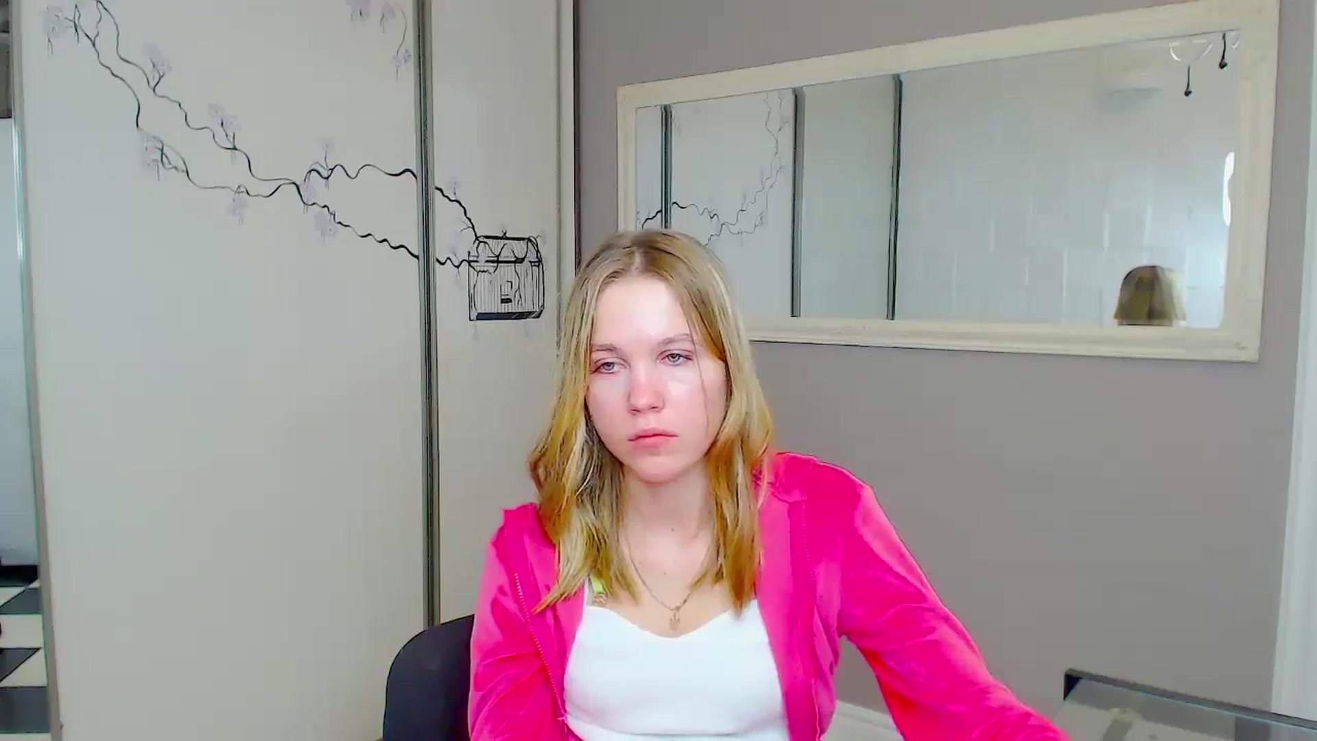 Gallery image thumbnail from Kate_Lewiss's myfreecams stream on, 02/06/2025, 12:03 image 18 of 20