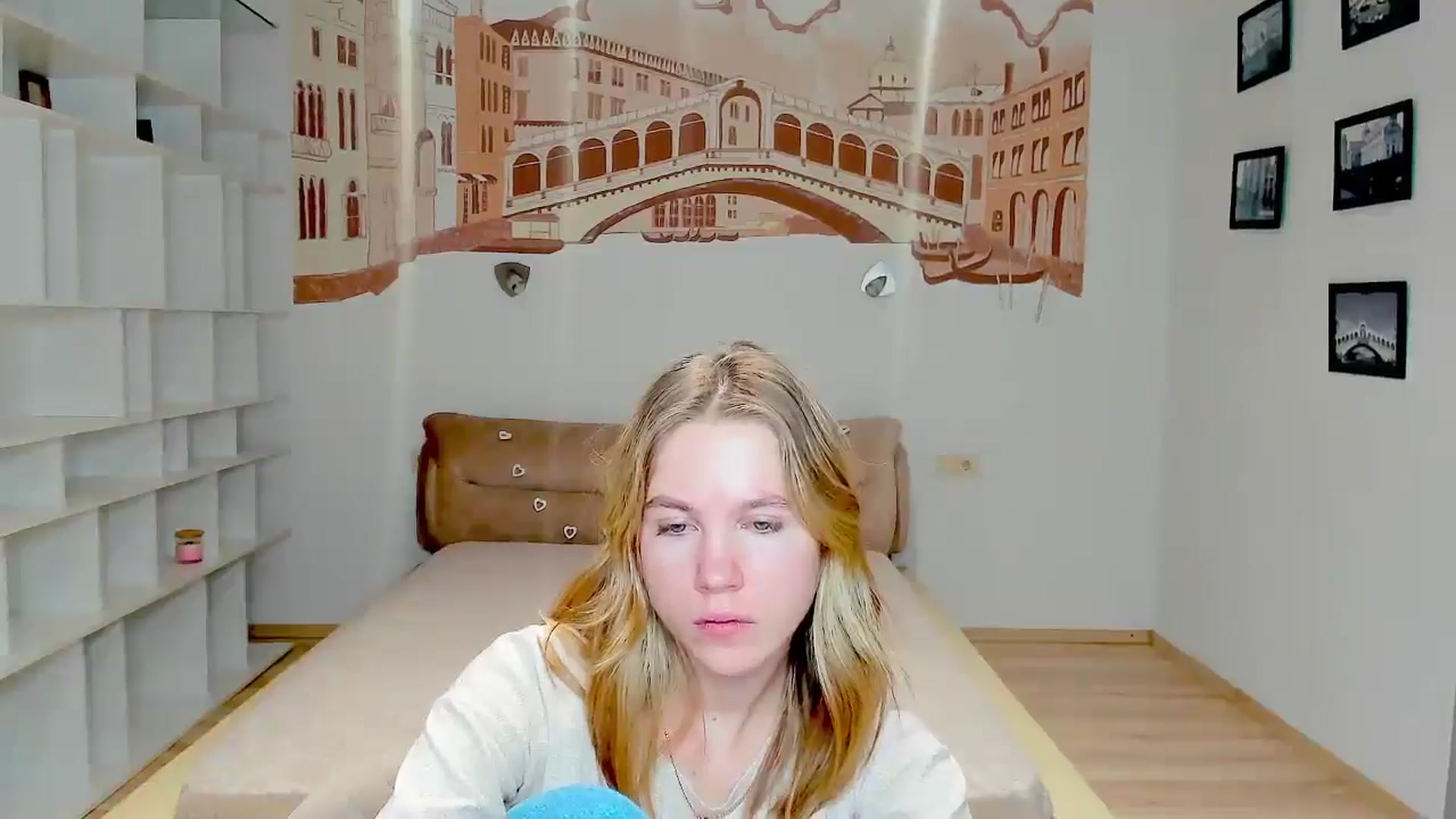 Gallery image thumbnail from Kate_Lewiss's myfreecams stream on, 02/15/2025, 12:09 image 14 of 20