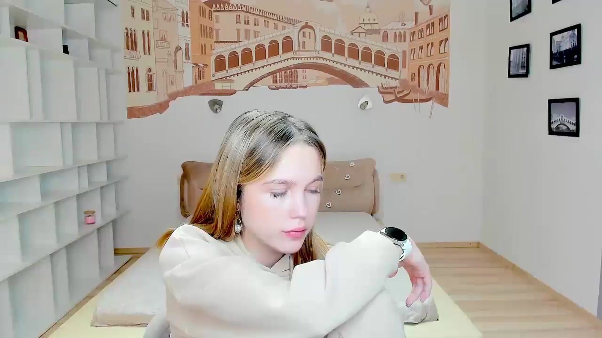 Gallery image thumbnail from Kate_Lewiss's myfreecams stream on, 02/18/2025, 12:03 image 1 of 20