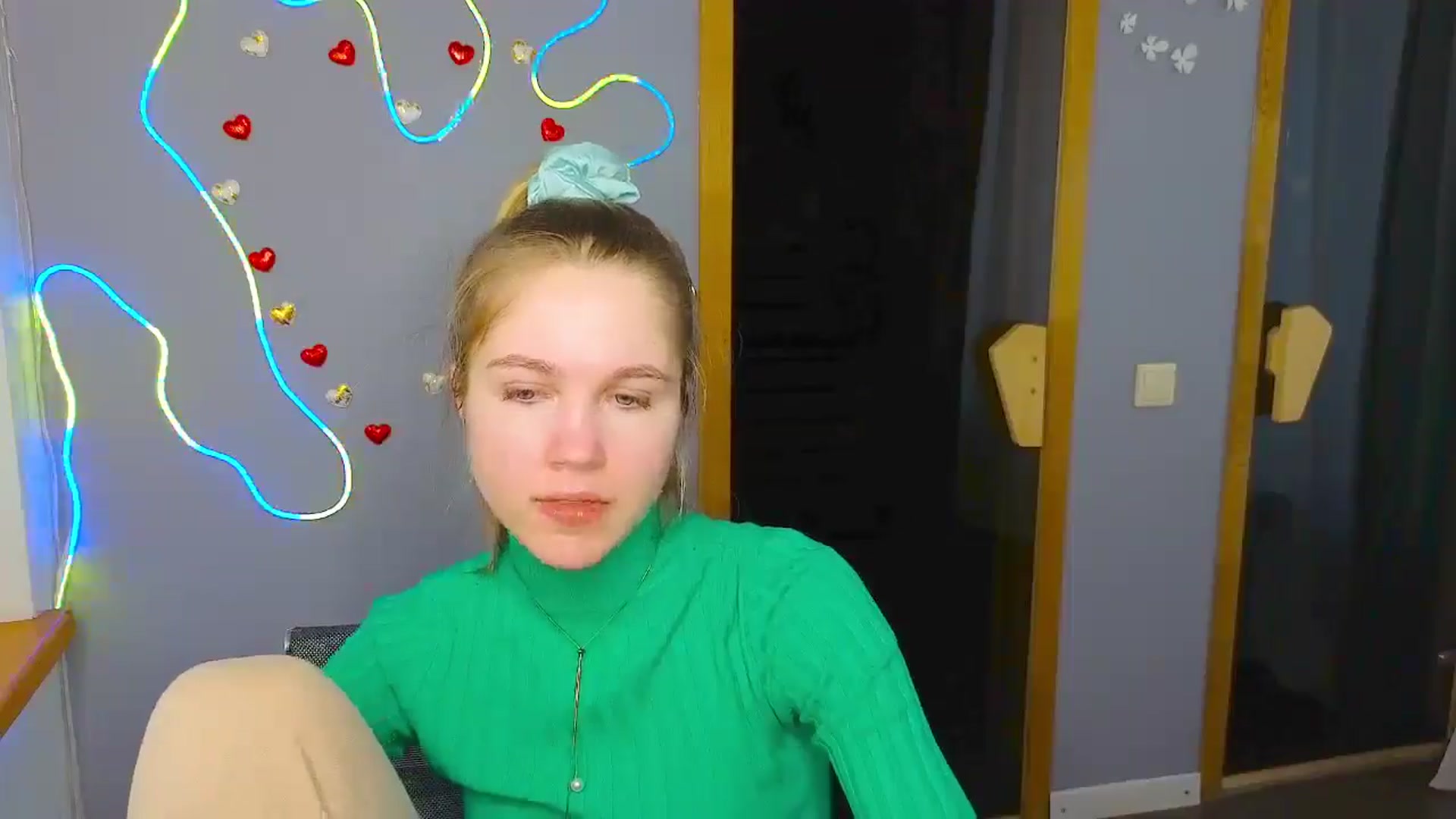 Gallery image thumbnail from Kate_Lewiss's myfreecams stream on, 02/23/2025, 10:38 image 16 of 20