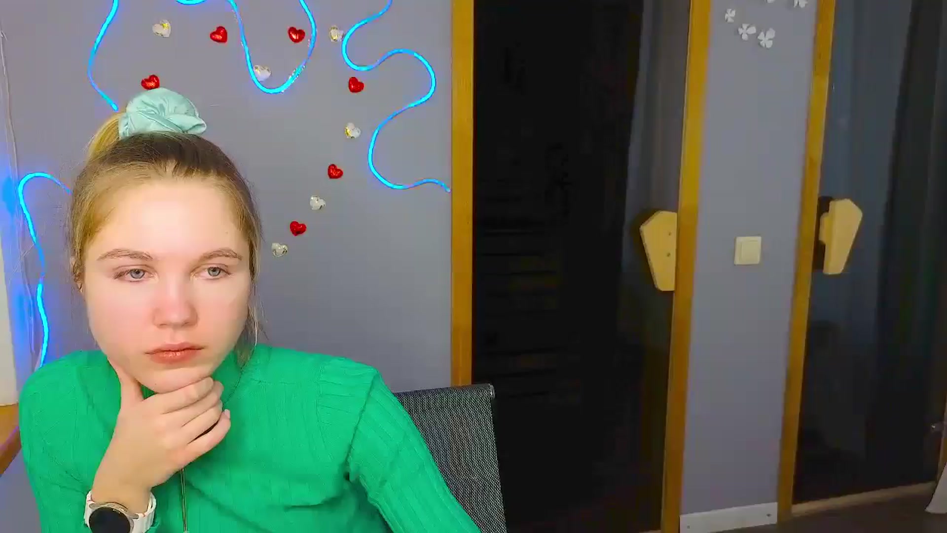 Gallery image thumbnail from Kate_Lewiss's myfreecams stream on, 02/23/2025, 10:38 image 3 of 20